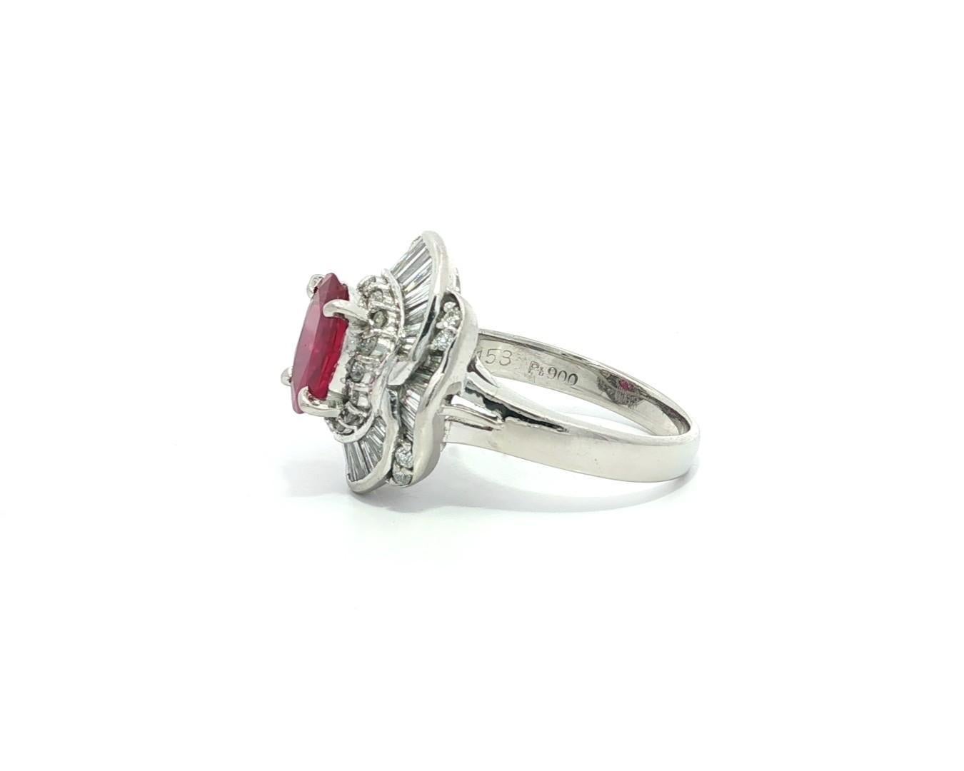 Taglio brillante Elegant Platinum GIA 2.72ctw Oval Vivid Red Ruby w/ Diamond Ballerina Ring in vendita