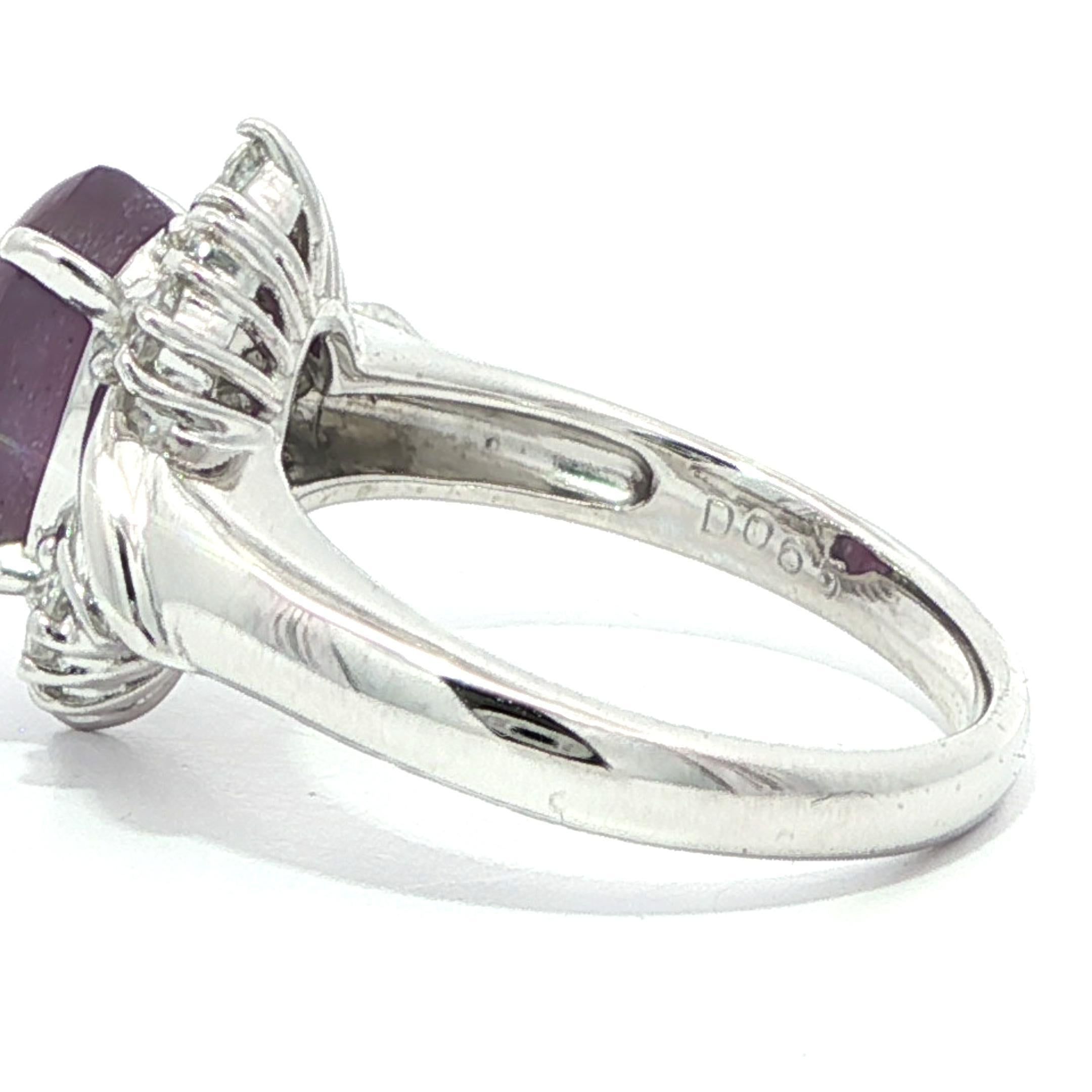 Elegante Anillo de Platino GIA 4,71ctw Zafiro Estrella Púrpura Cabujón Ovalado c/ Diamante en venta 2