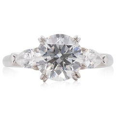 Elegant Platinum Ring with 1.92 ct Natural Diamonds- GIA Certificate