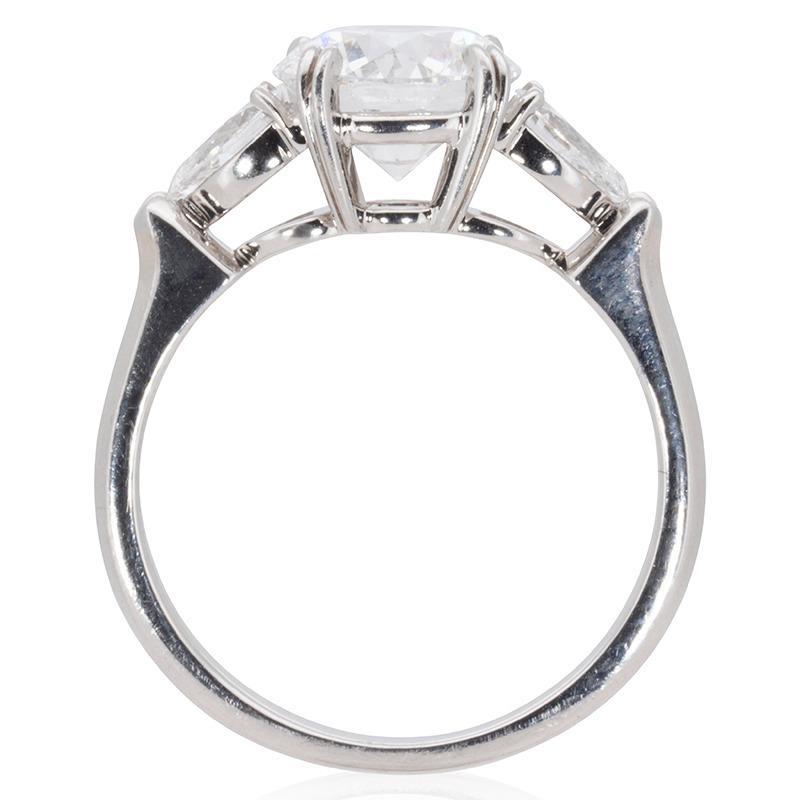Women's Elegant Platinum Ring with 1.92 ct Natural Diamonds- GIA Certificate