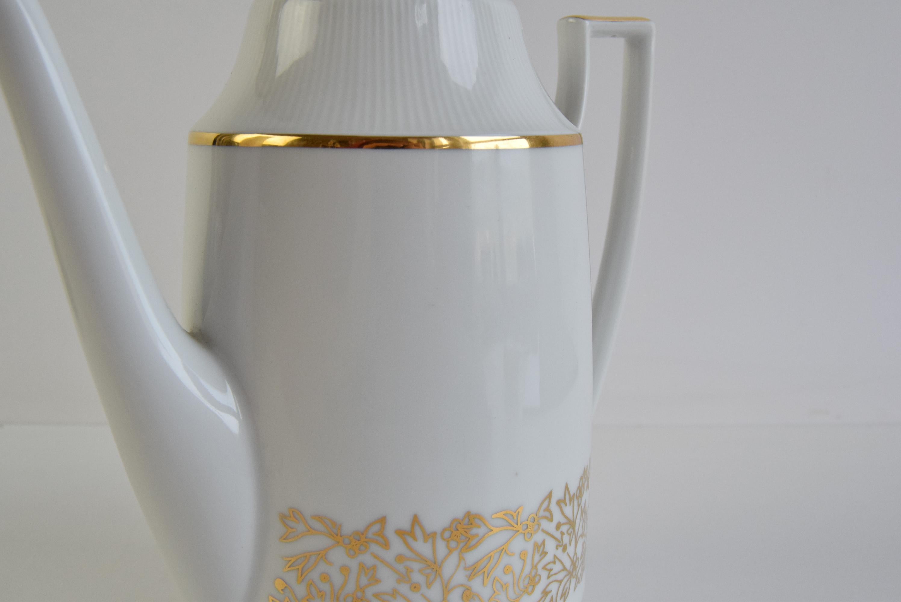 Mid-Century Birkenhammer Czechoslovakian Porcelain Coffee Pot, 1969 For Sale 2