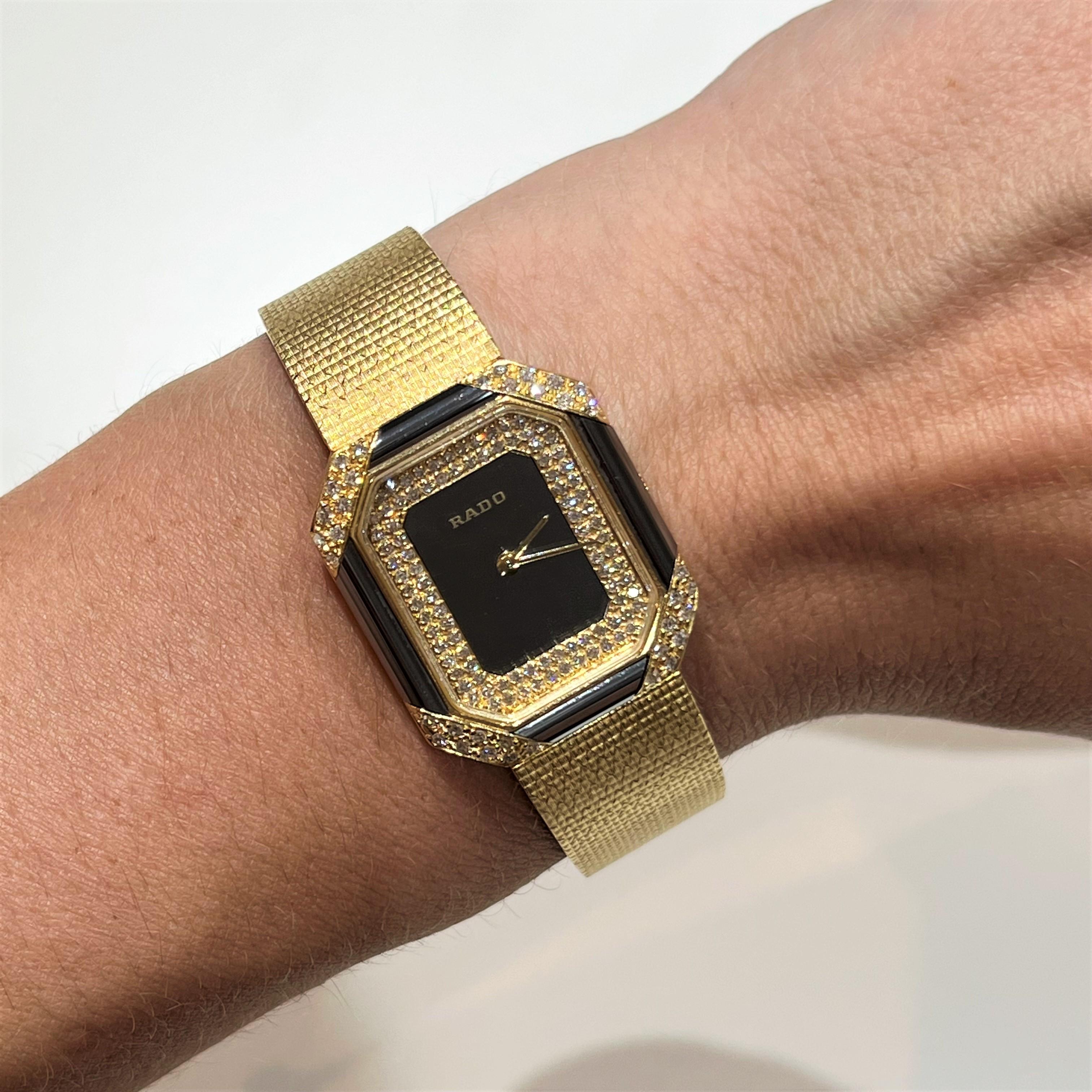 Elegant Rado Lady’s Watch in 18 Karat Yellow Gold 6