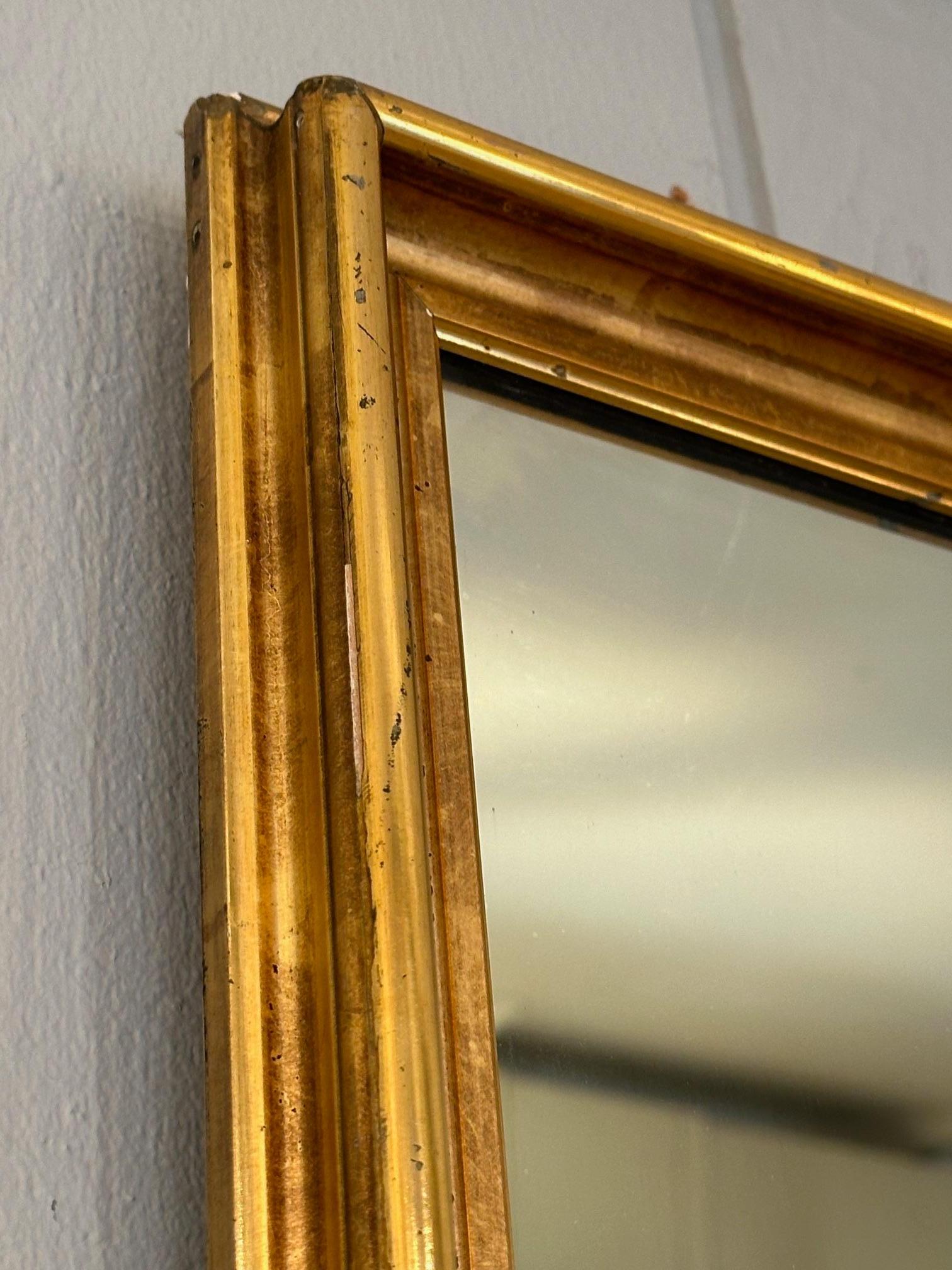 19th Century Elegant Rectangular Lemon Gilt Antique Mirror For Sale
