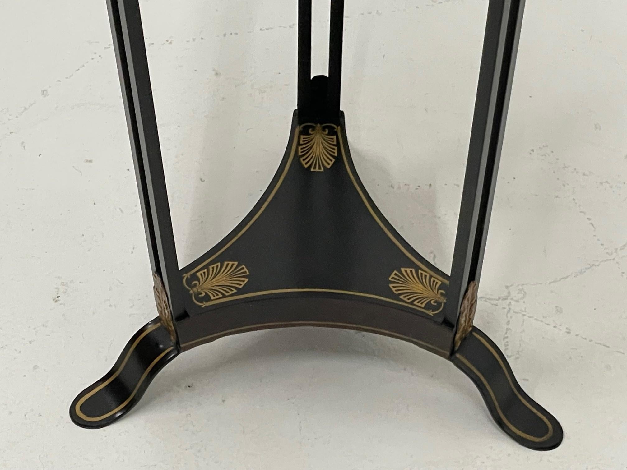 Elegant Regency Style Painted Tole & Iron Two Tier Side Table In Good Condition In Hopewell, NJ