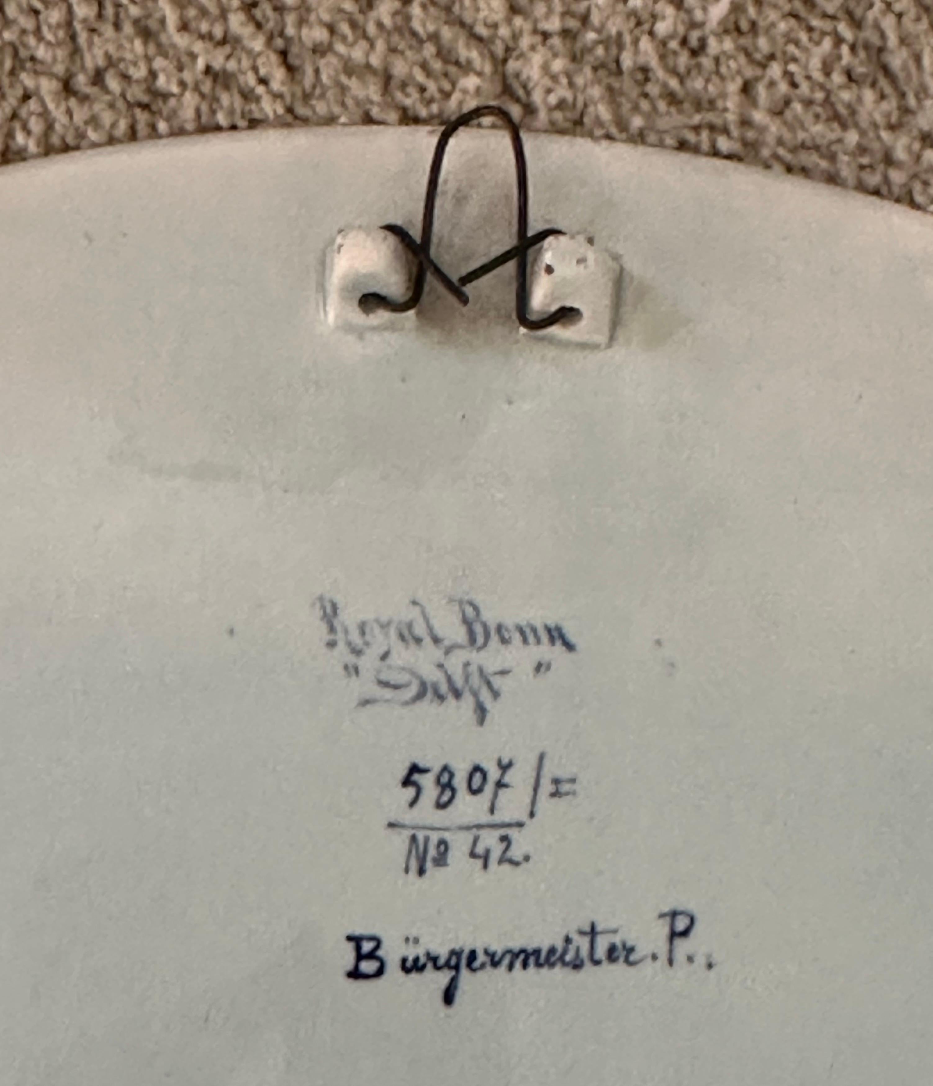 Elegante bandeja/placa de porcelana con retrato de Rembrandt de Royal Bonn Delft en venta 5