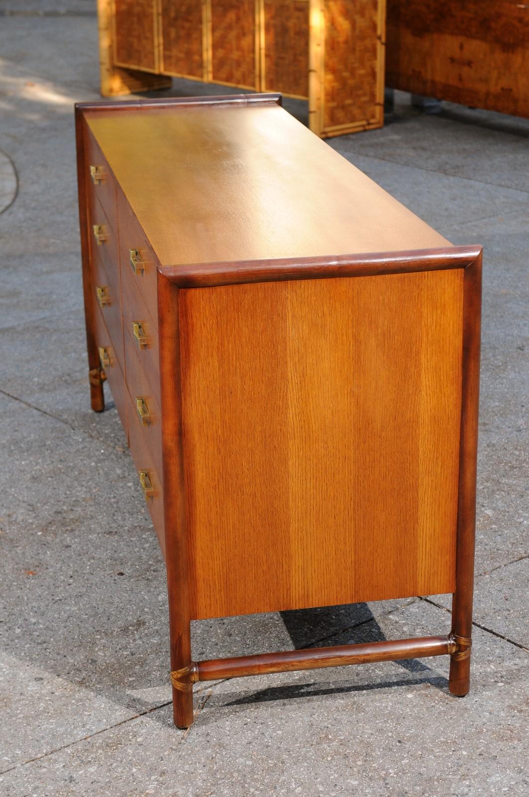 Elegante cassapanca da campagna in Oak e rattan restaurata di McGuire, circa 1970 in vendita 4