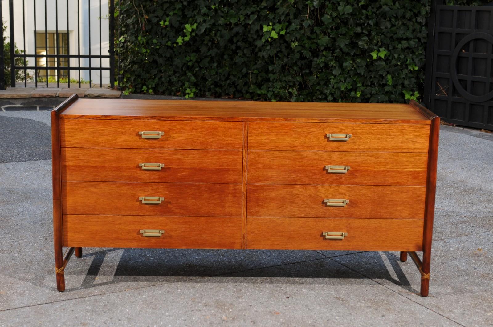 Elegante cassapanca da campagna in Oak e rattan restaurata di McGuire, circa 1970 in vendita 10