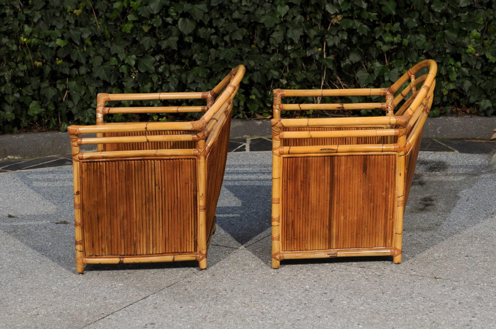 Elegantes restauriertes Paar Manau Club Chairs von Henry Olko, um 1980 im Angebot 6