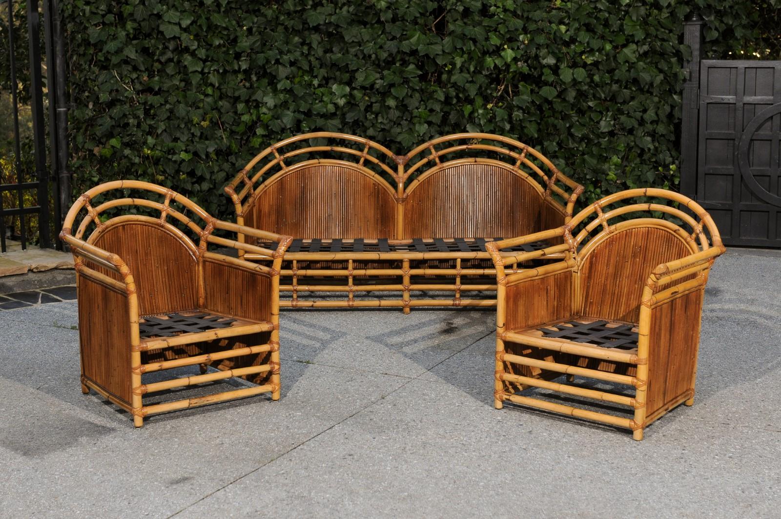 Elegantes restauriertes Paar Manau Club Chairs von Henry Olko, um 1980 im Angebot 10
