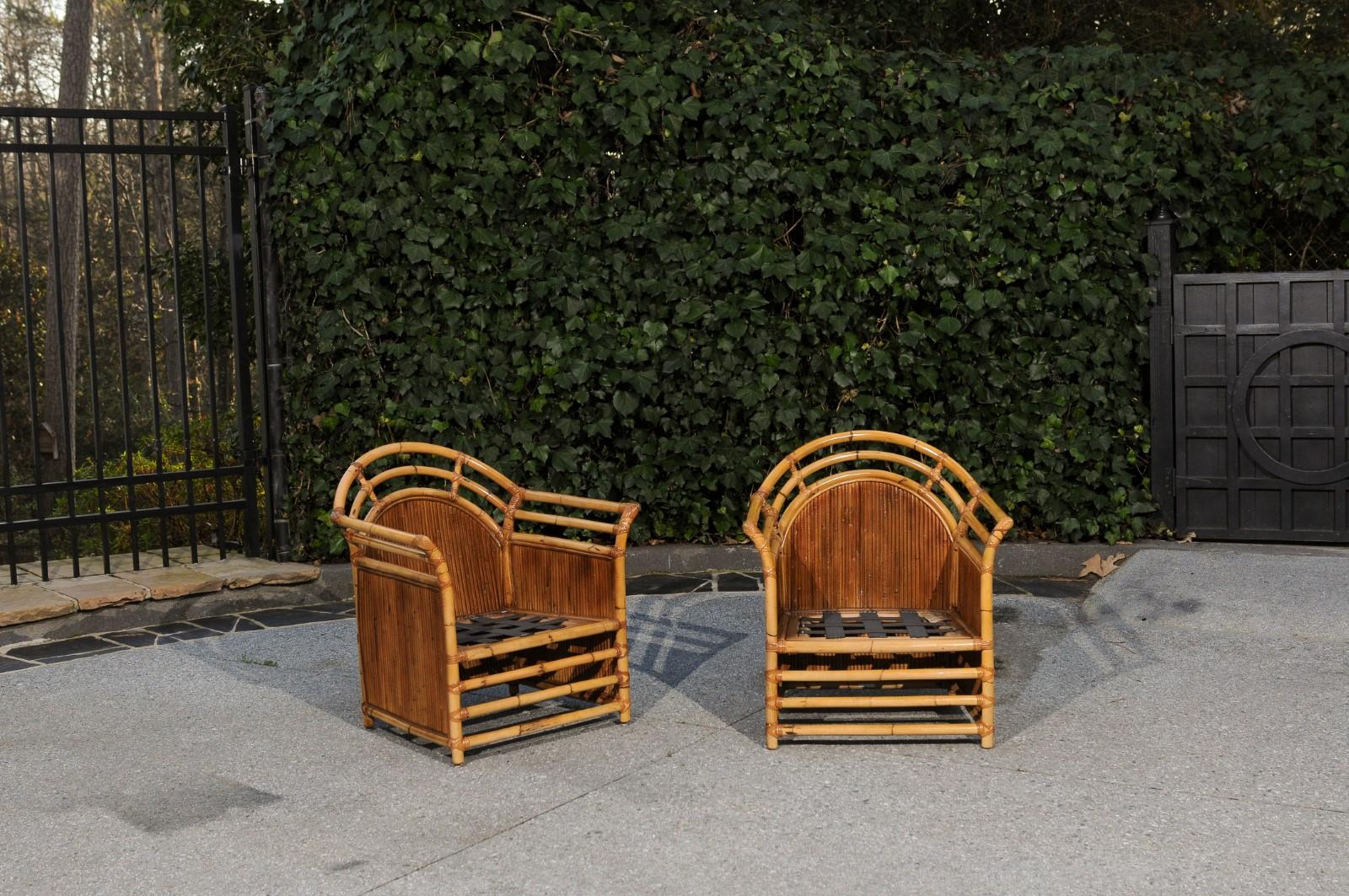Organic Modern Elegant Restored Pair of Manau Club Chairs by Henry Olko, circa 1980 For Sale