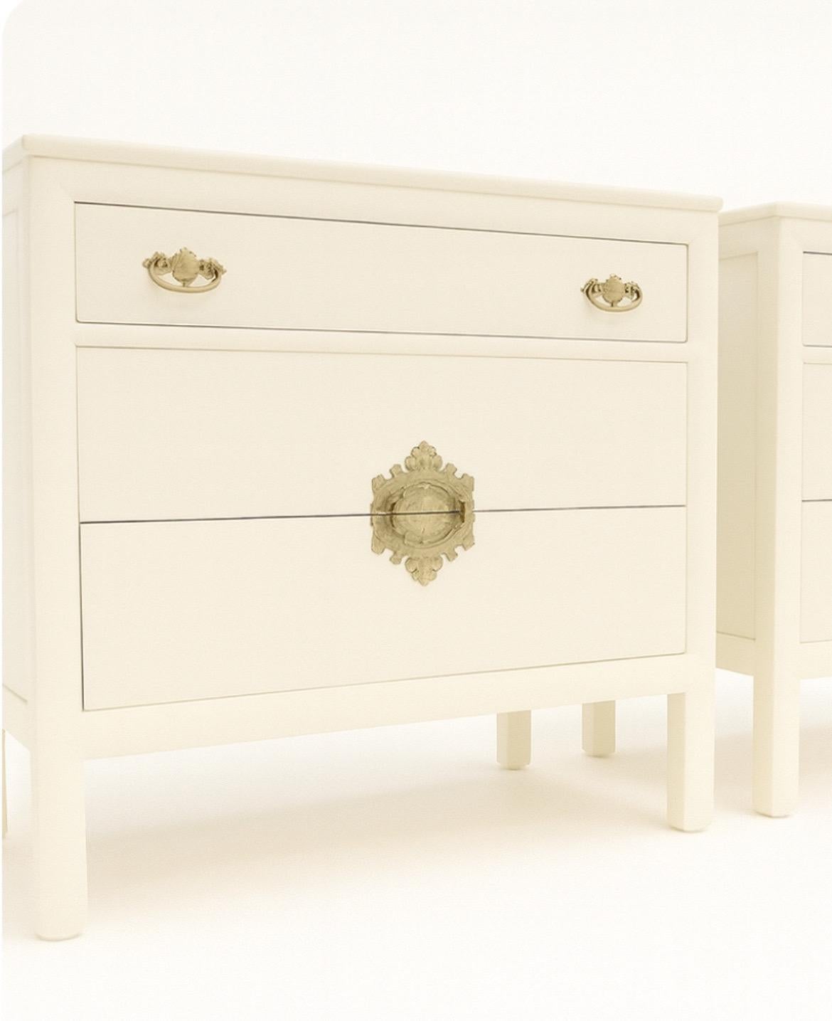 Brass Elegant Restored Pair of Vintage Asian Modern Commodes by Ray Sabota, c 1970 For Sale