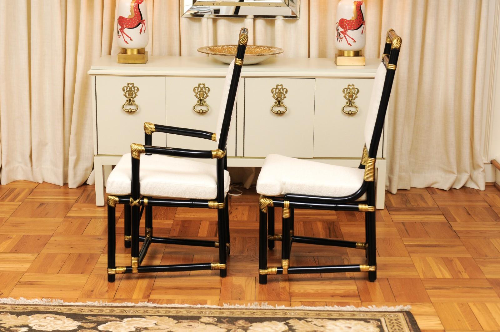 Élégant ensemble restauré de 8 chaises de salle à manger trône par Henry Olko:: vers 1955 en vente 4