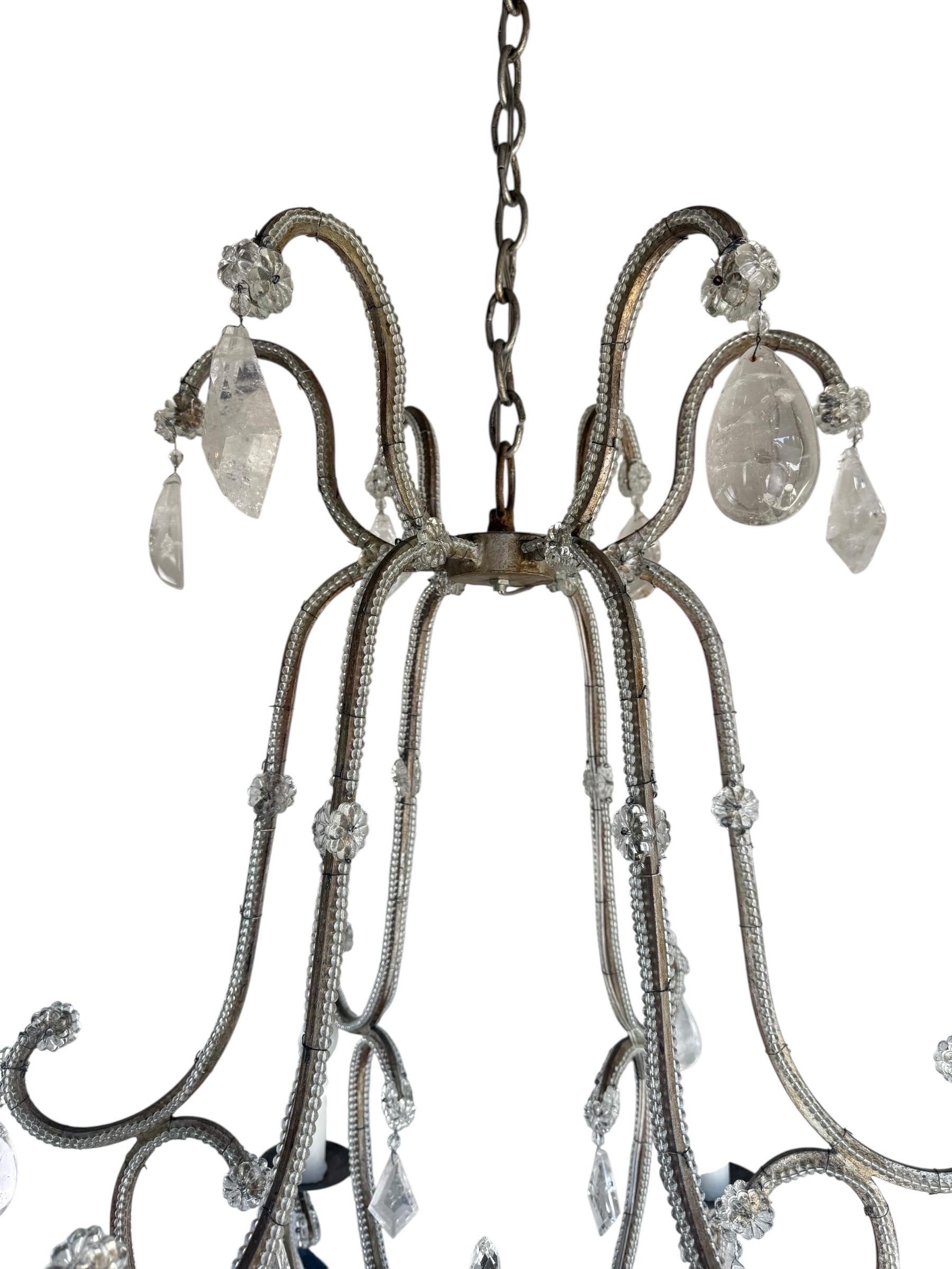Lustre à six lumières en fer et cristal Elegant Rock en vente 2