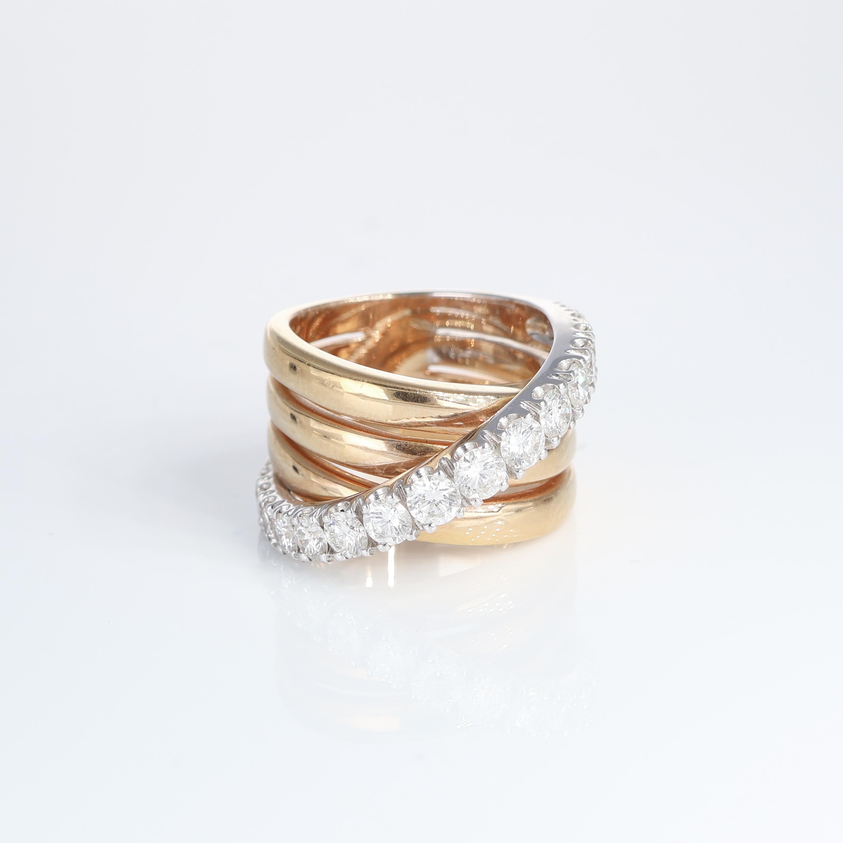 IMPORTANT NOTE:
✔ No additional costs will be added to this order.
✔ Shipping and customs duties are fully covered by us.
--------------------
A stunning example of refined craftsmanship, this 18kt rose gold band ring is a harmonious blend of modern