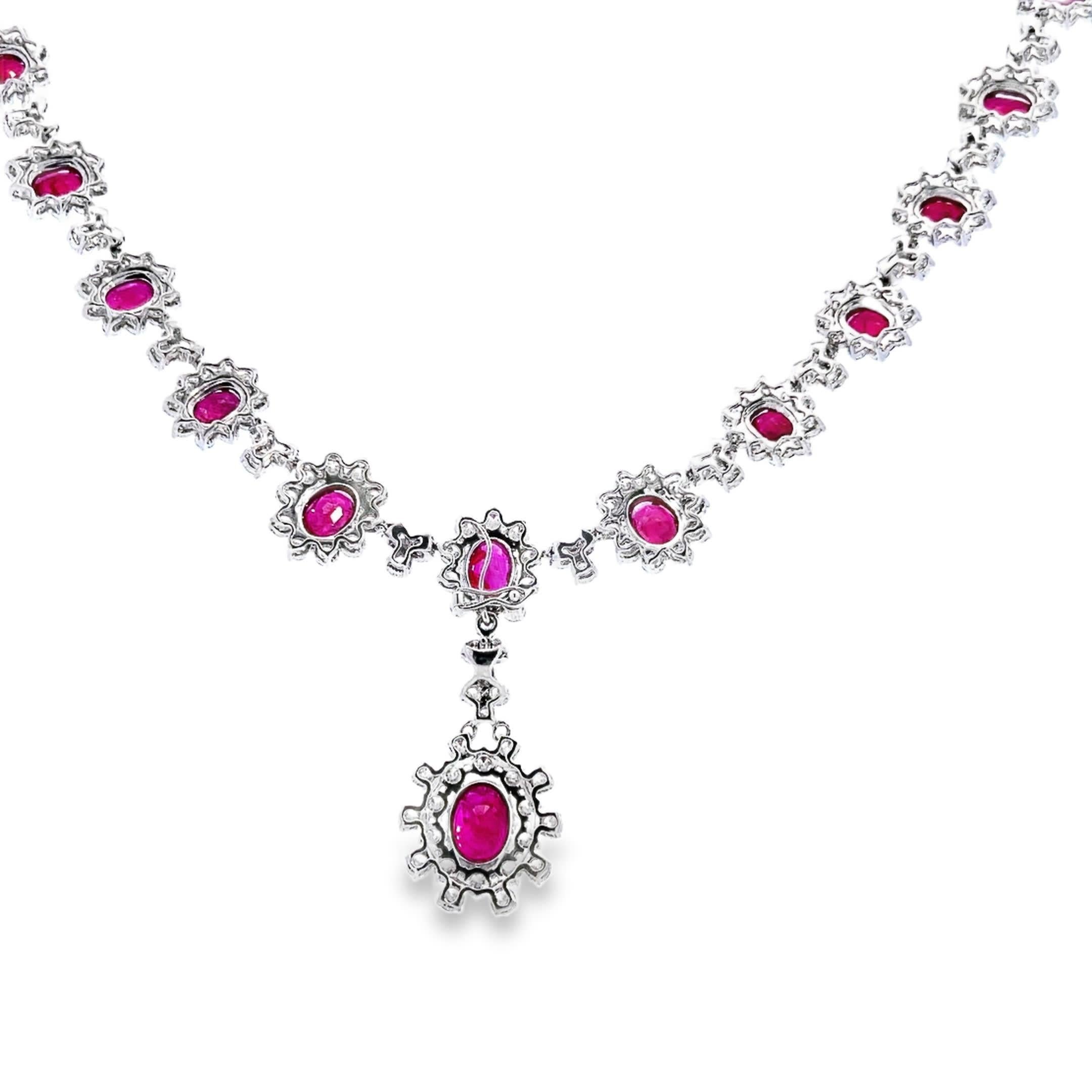 Elegante collana di rubini e diamanti In condizioni Nuovo in vendita a Great Neck Plaza, NY