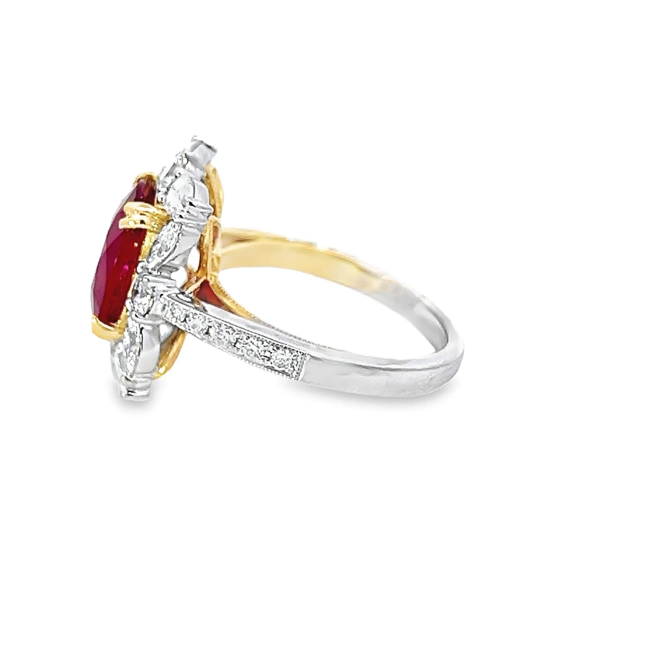 Elegant Ruby and Diamond Ring In New Condition For Sale In Great Neck Plaza, NY