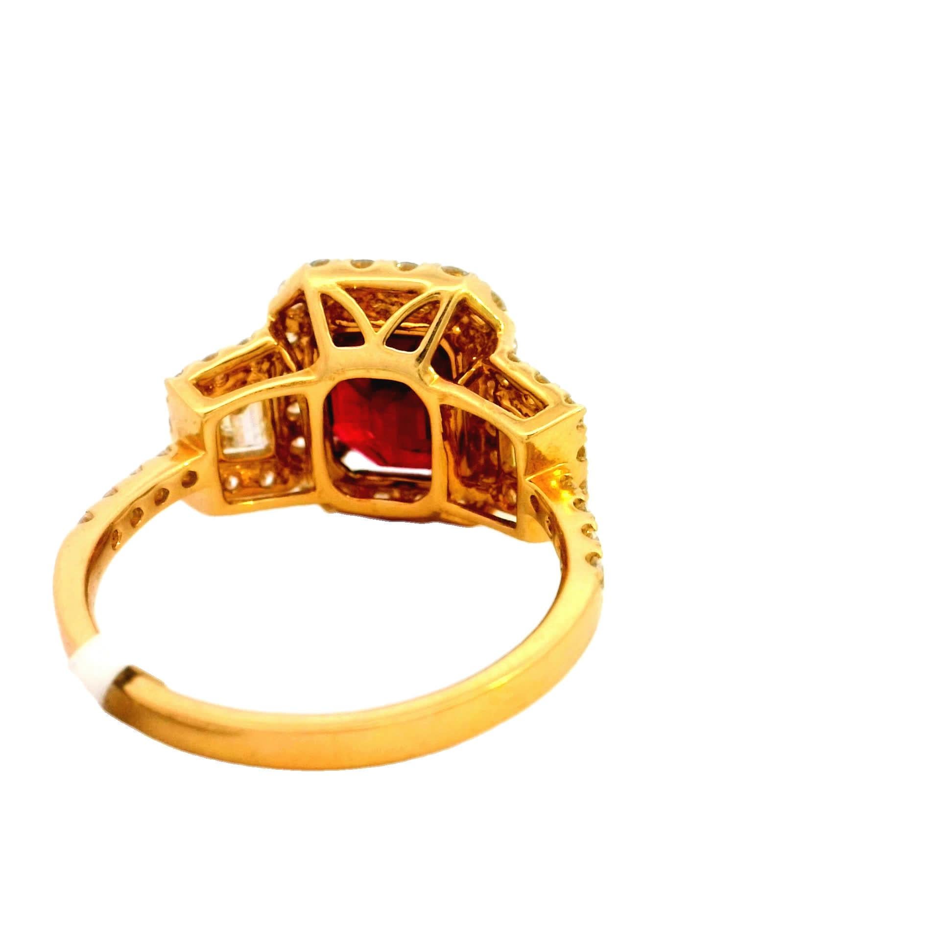 Elegante anello con rubino e diamanti in vendita 3