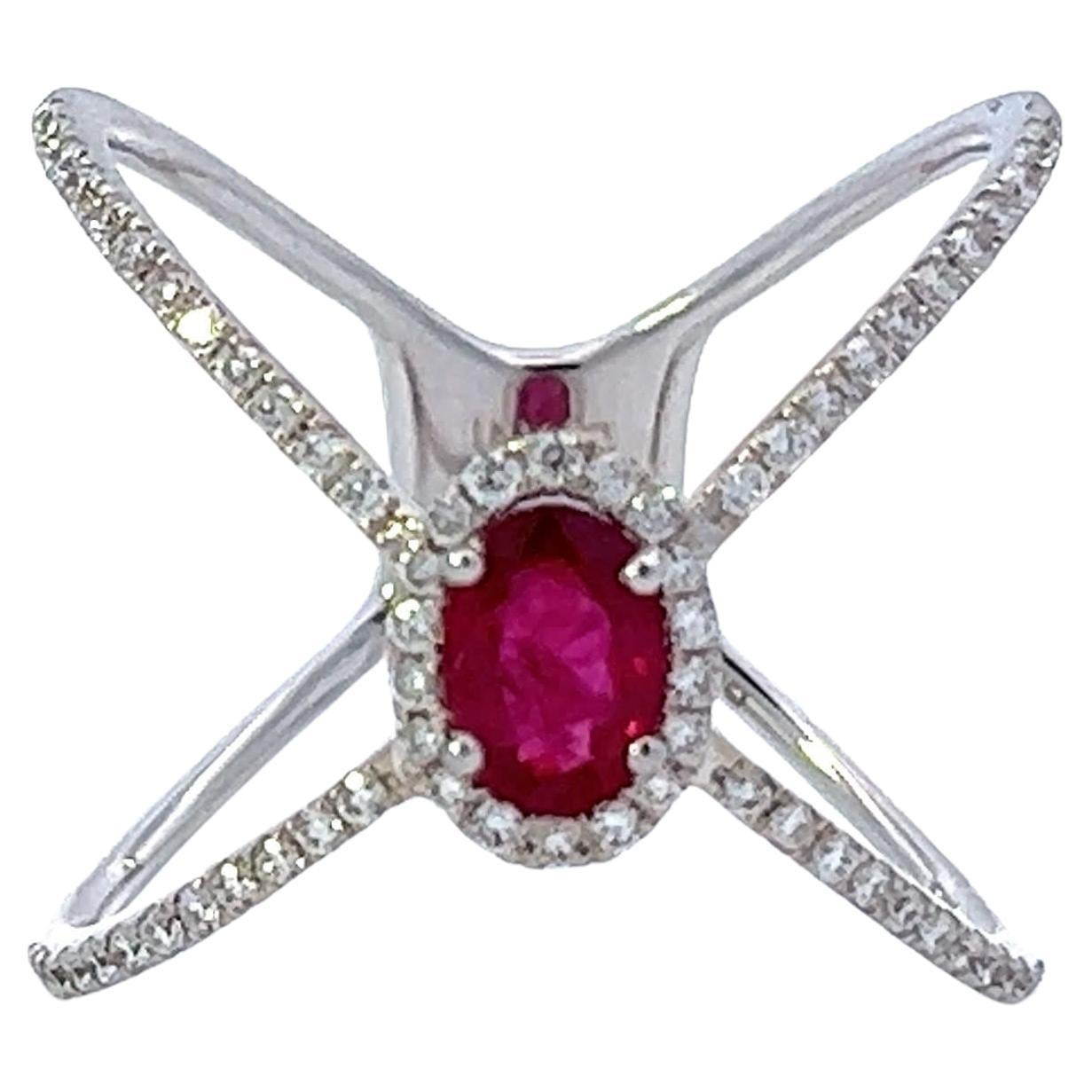 Ring mit elegantem Rubin und Diamant