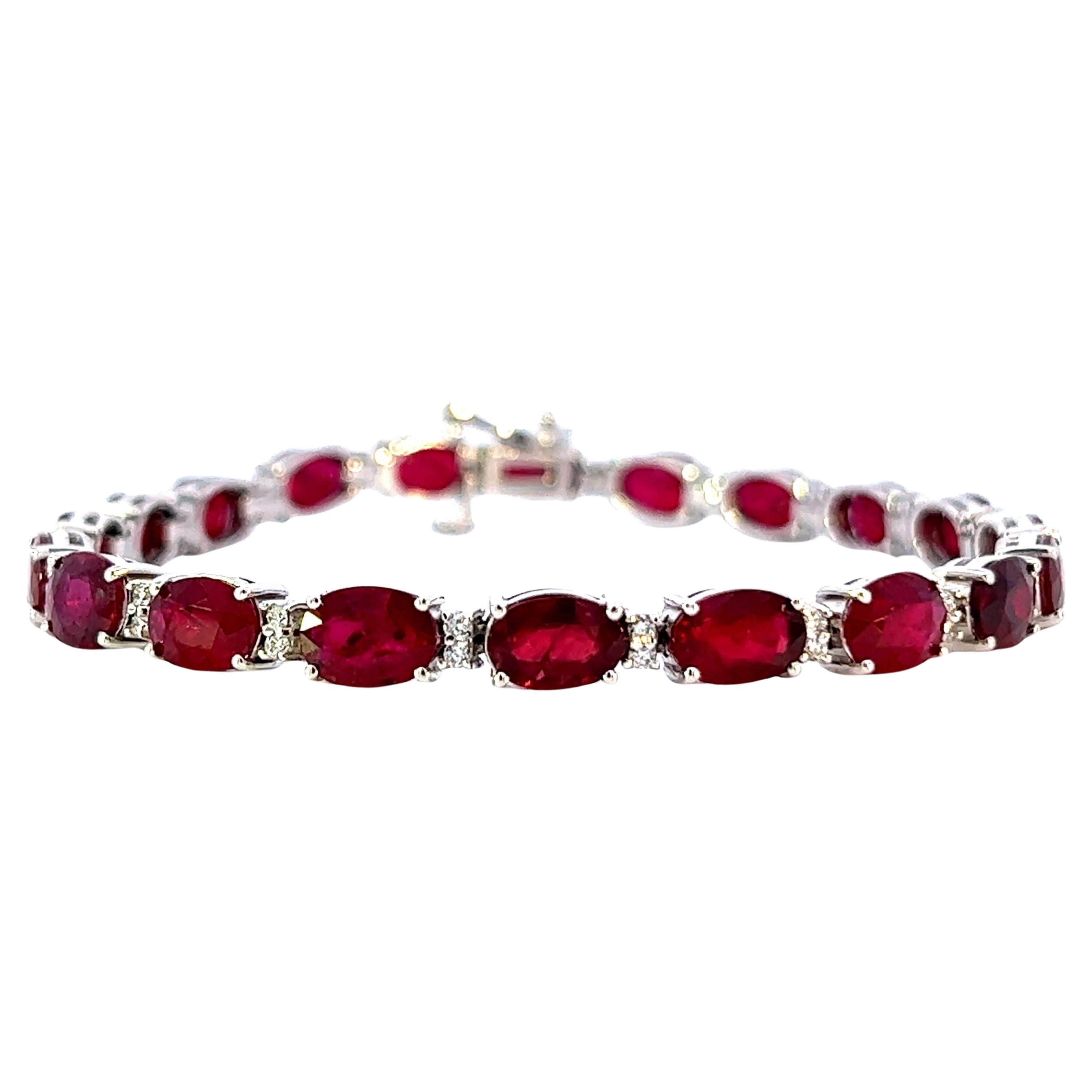 Elegante pulsera de rubíes
