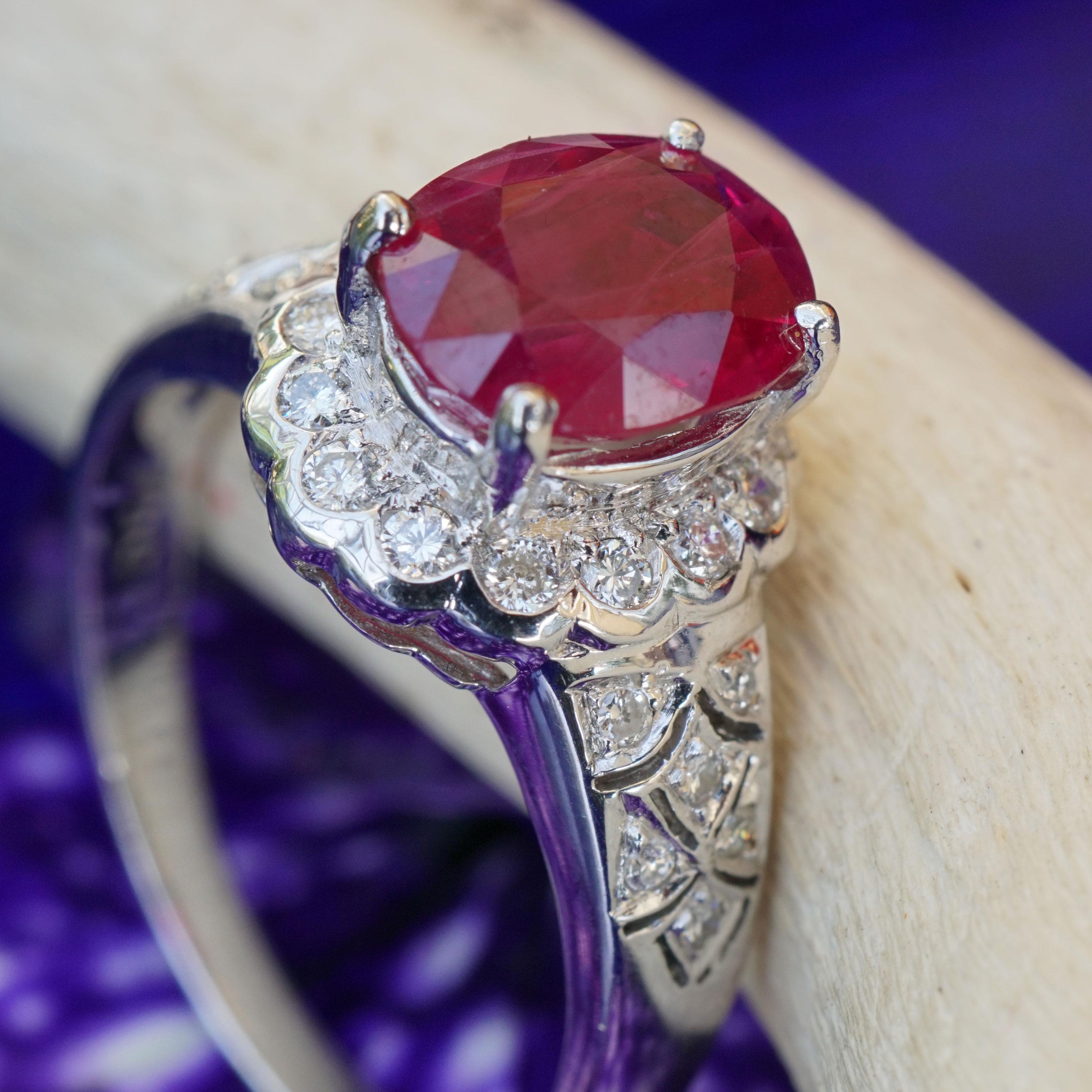 Women's or Men's Elegant Ruby Brilliant Ring White Gold 1.60 Ct 0.25 Ct What a Great Present