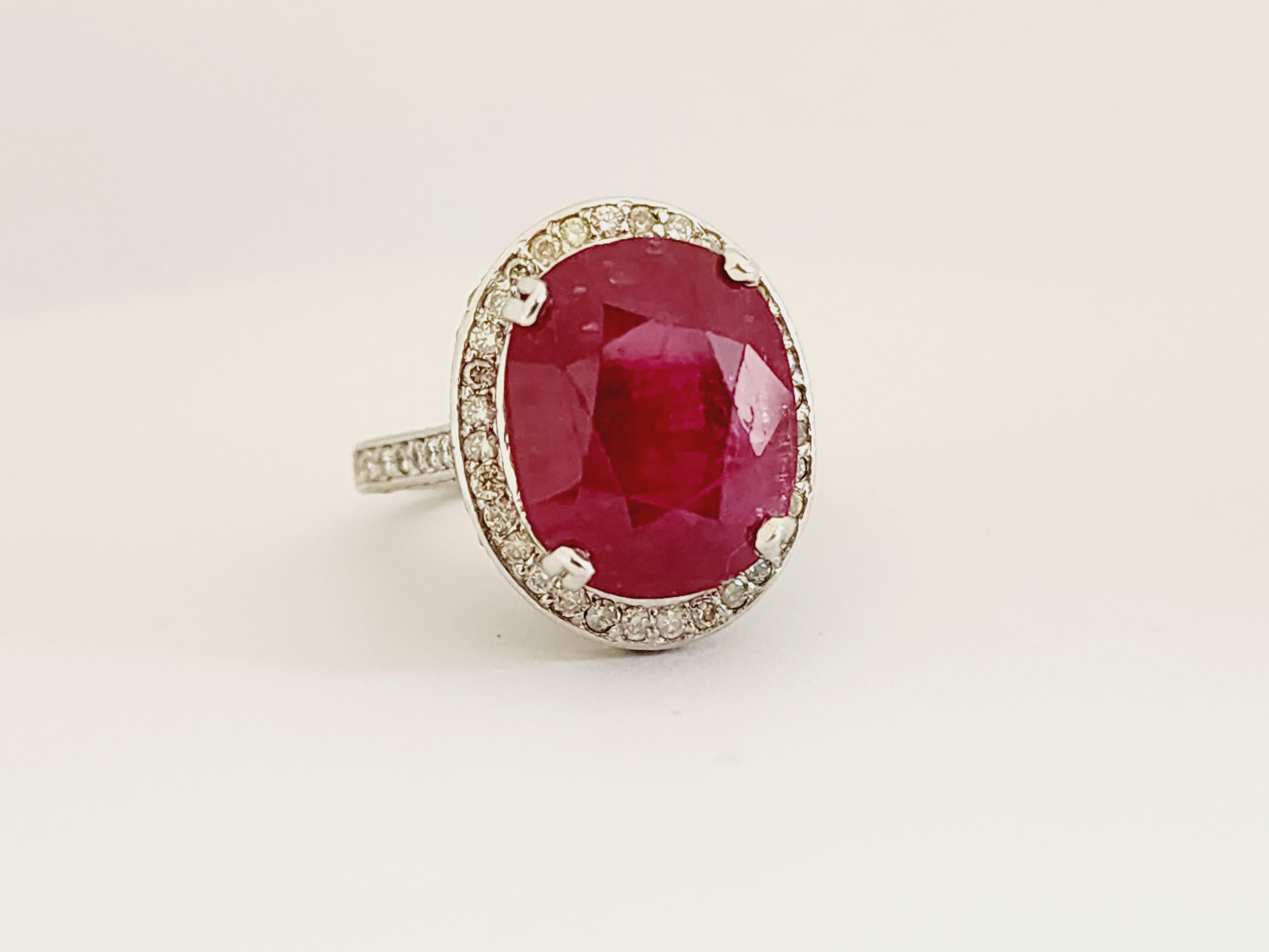 Elegant Ruby Diamond Ring 14 Karat White Gold For Sale 6