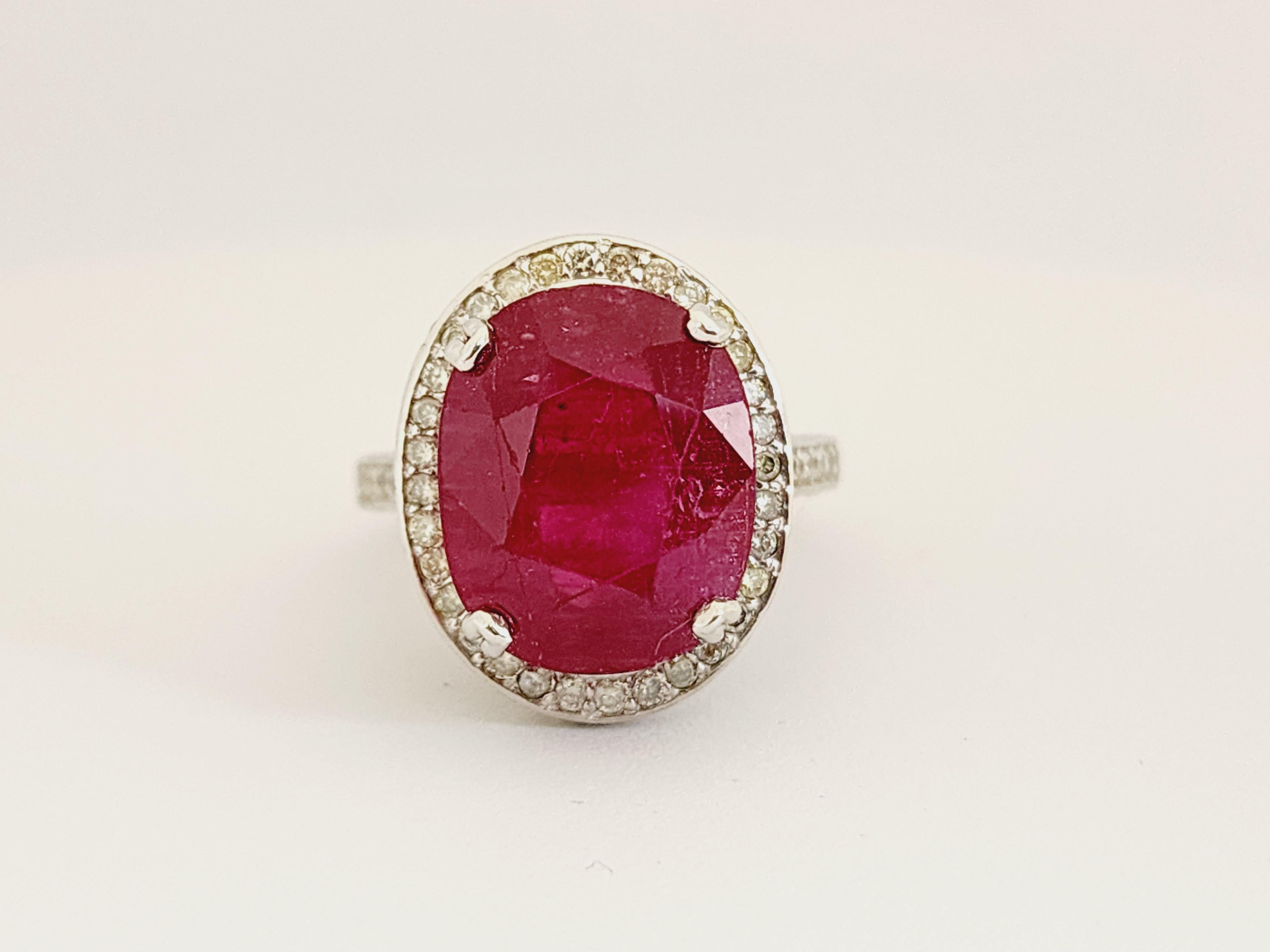 Women's Elegant Ruby Diamond Ring 14 Karat White Gold For Sale
