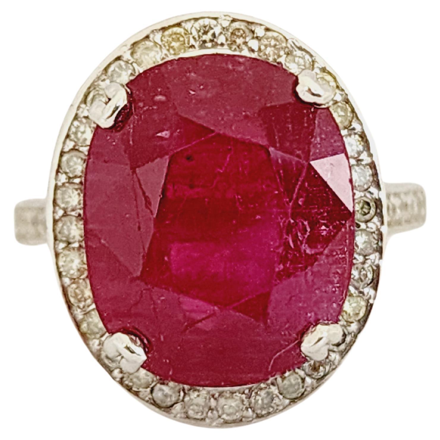 Elegant Ruby Diamond Ring 14 Karat White Gold For Sale