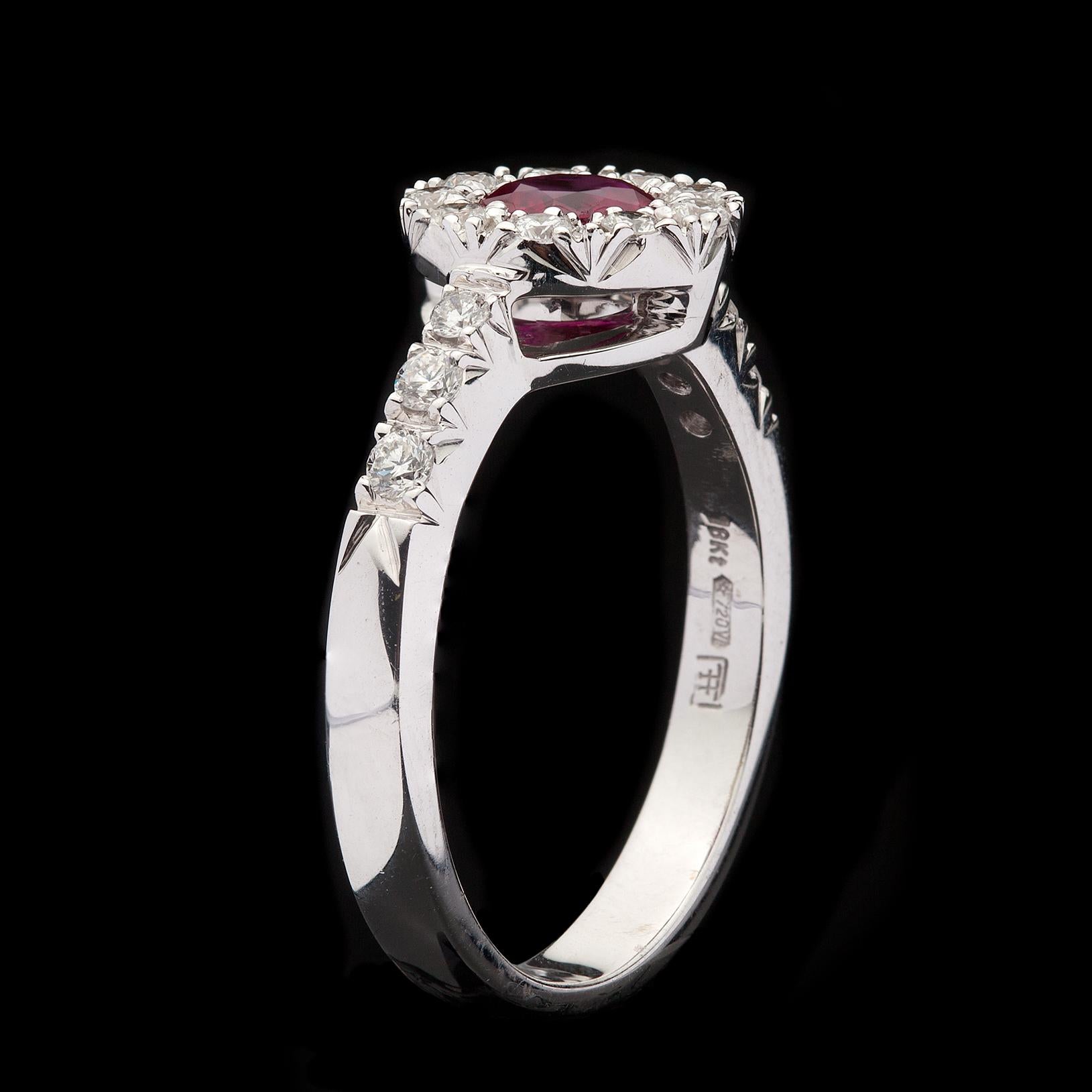 Elegant Ruby and Diamond Ring In Excellent Condition For Sale In San Francisco, CA
