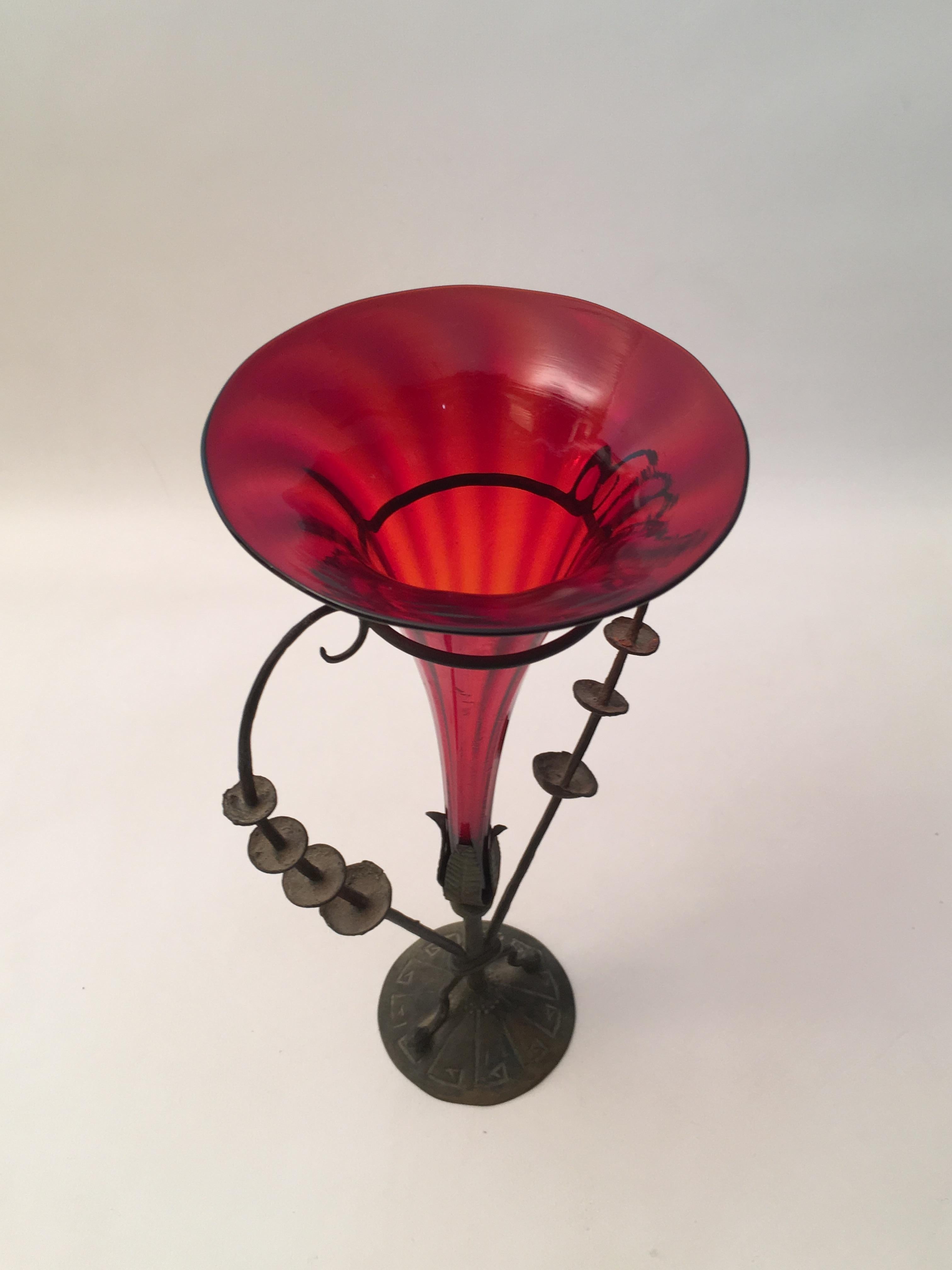 Elegant Ruby Red Vittorio Zecchin Floraform Epergne 3