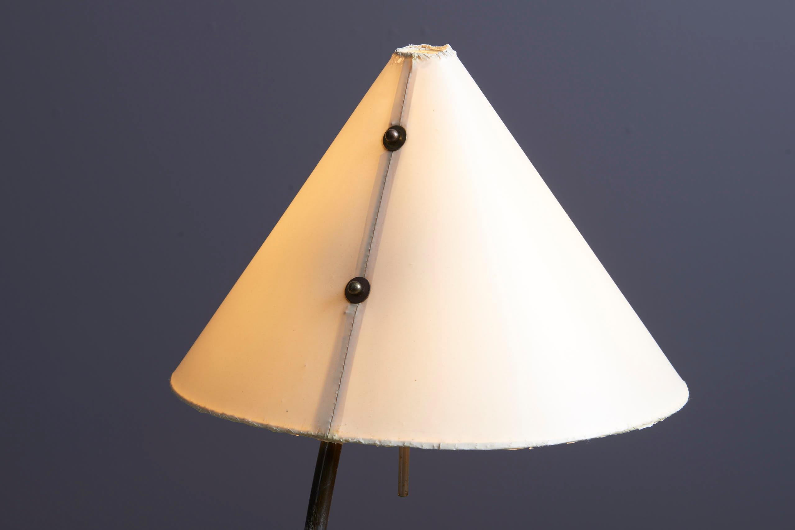 Elegant Rupert Nikoll Floor Lamp with red Marble Base In Good Condition For Sale In Berlin, DE