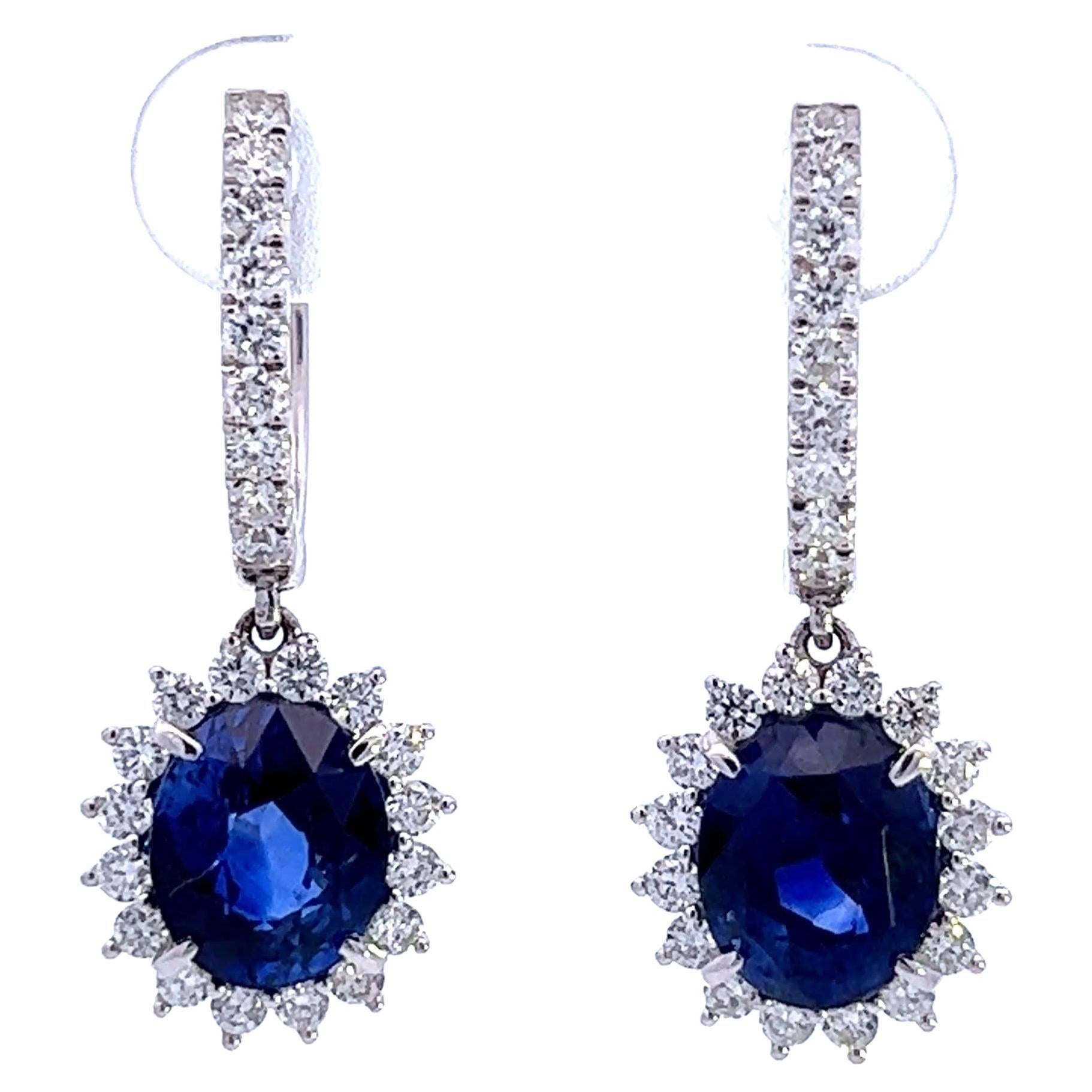 Ohrringe mit Saphiren und Diamanten