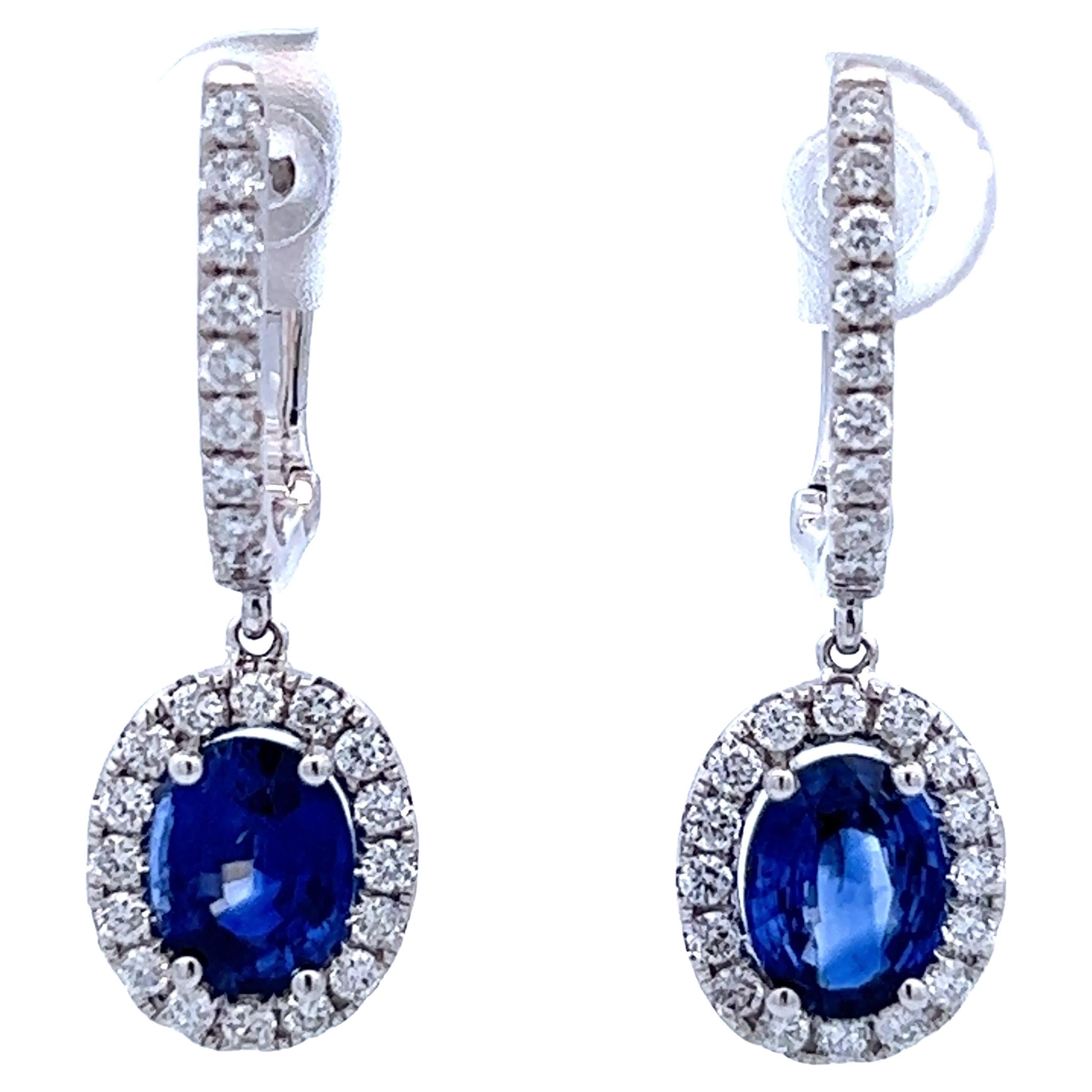 Ohrringe mit Saphiren und Diamanten
