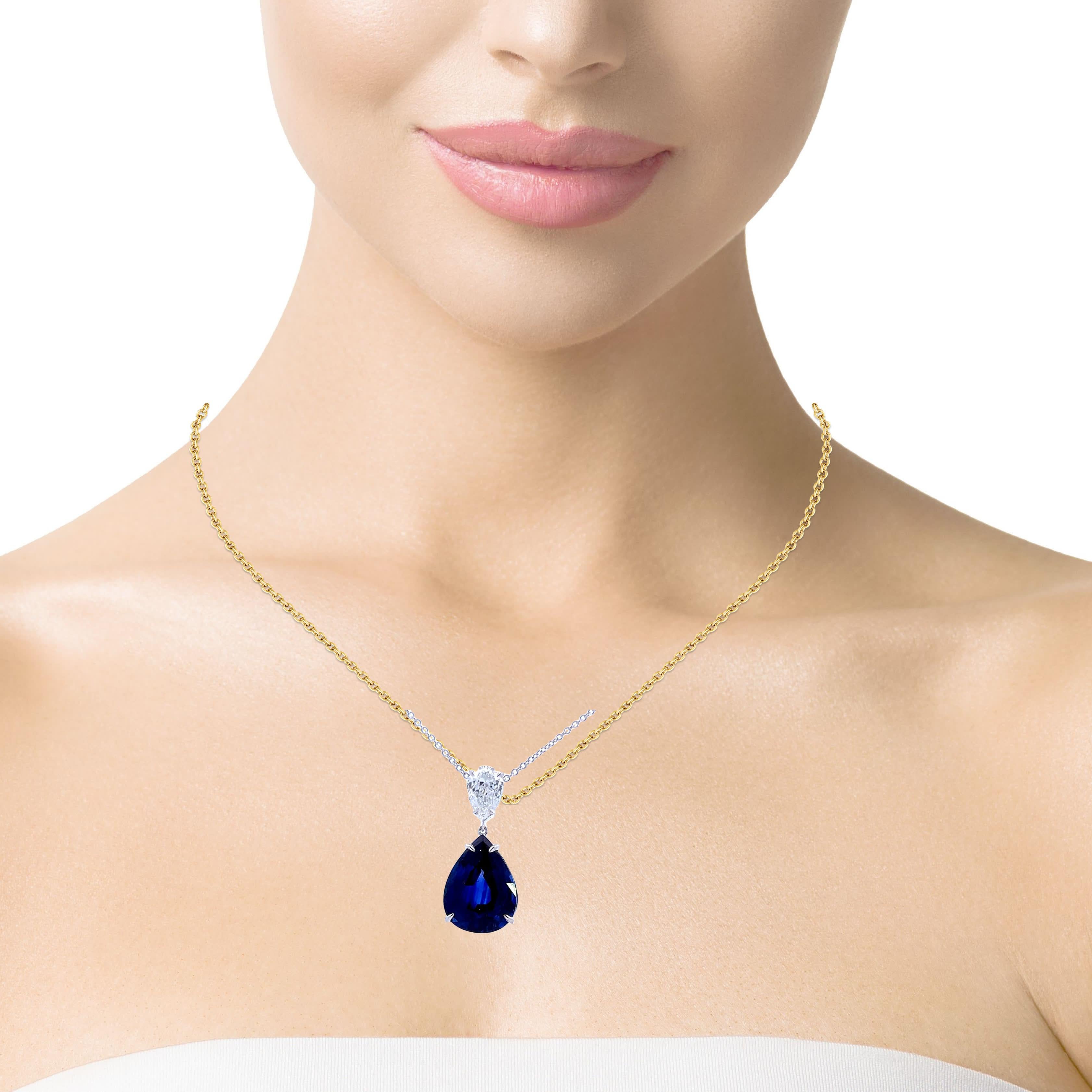 Pendentif élégant en saphir et diamant en vente 1