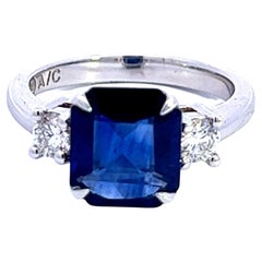 Elegant Sapphire and Diamond Ring