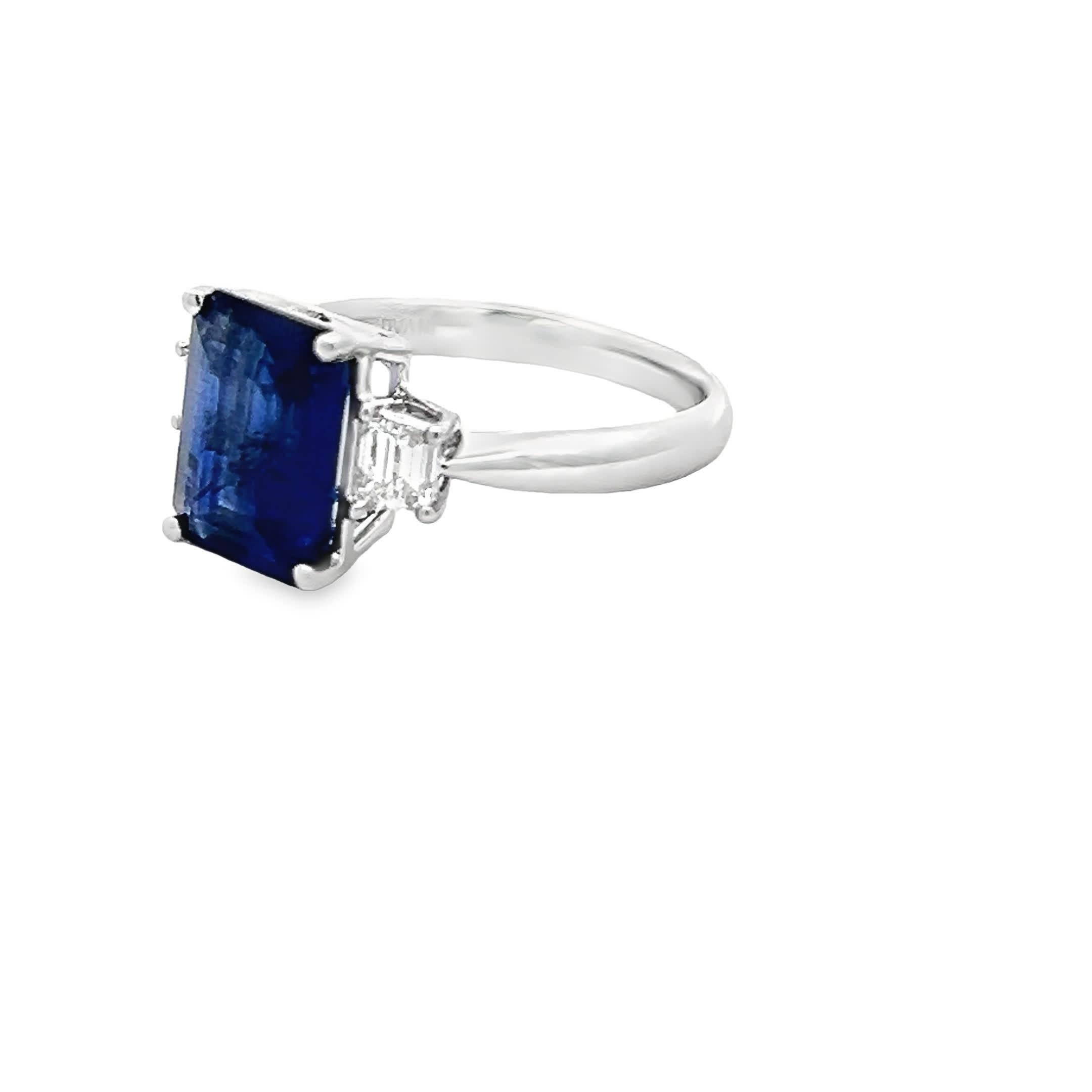 Eleganter Saphir-Ring, 18 KW Damen im Angebot