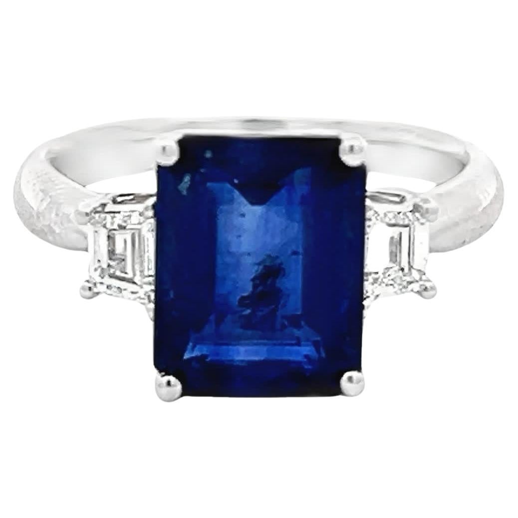 Elegant Sapphire Ring, 18KW