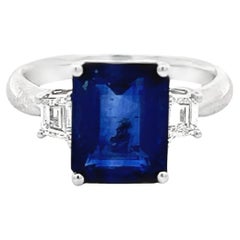 Elegant Sapphire Ring, 18KW
