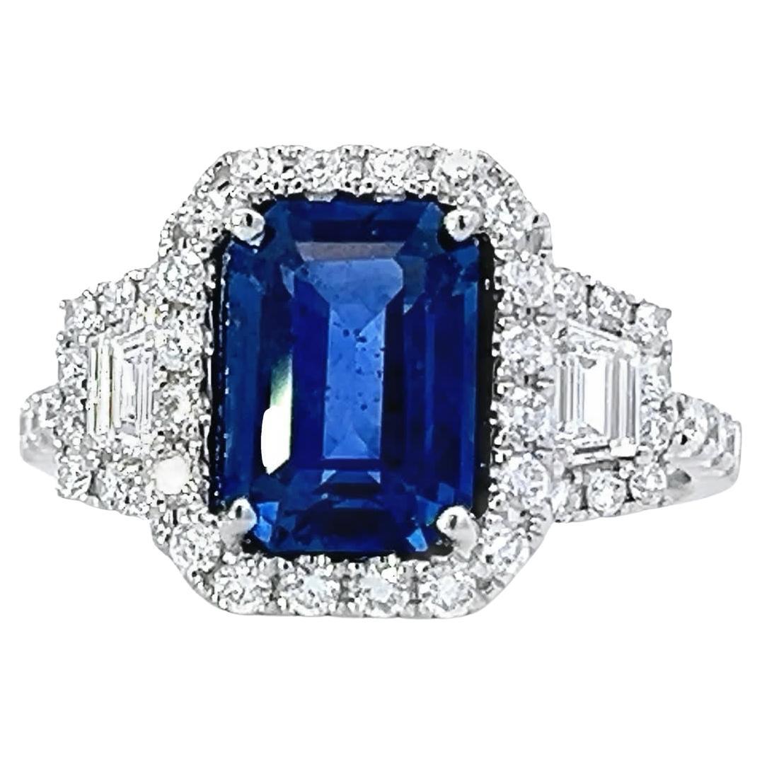 Ring mit elegantem Saphir