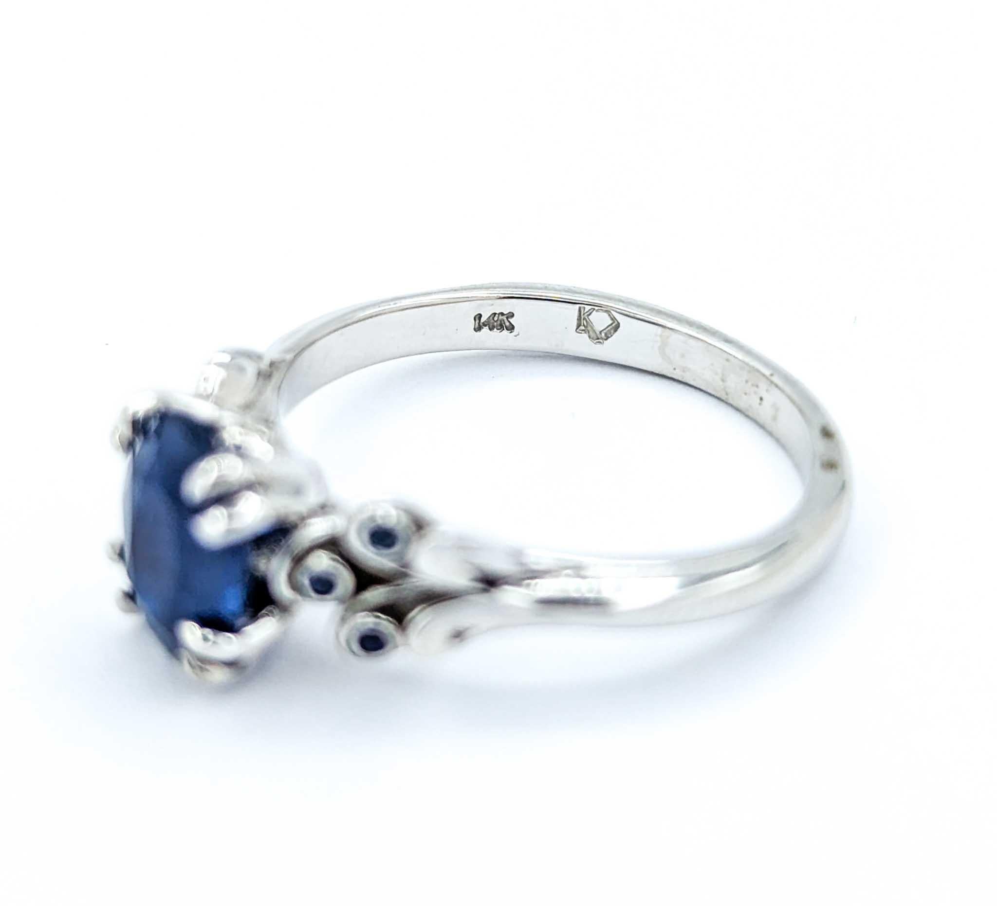 Eleganter Saphirring aus 14k Weißgold im Angebot 4