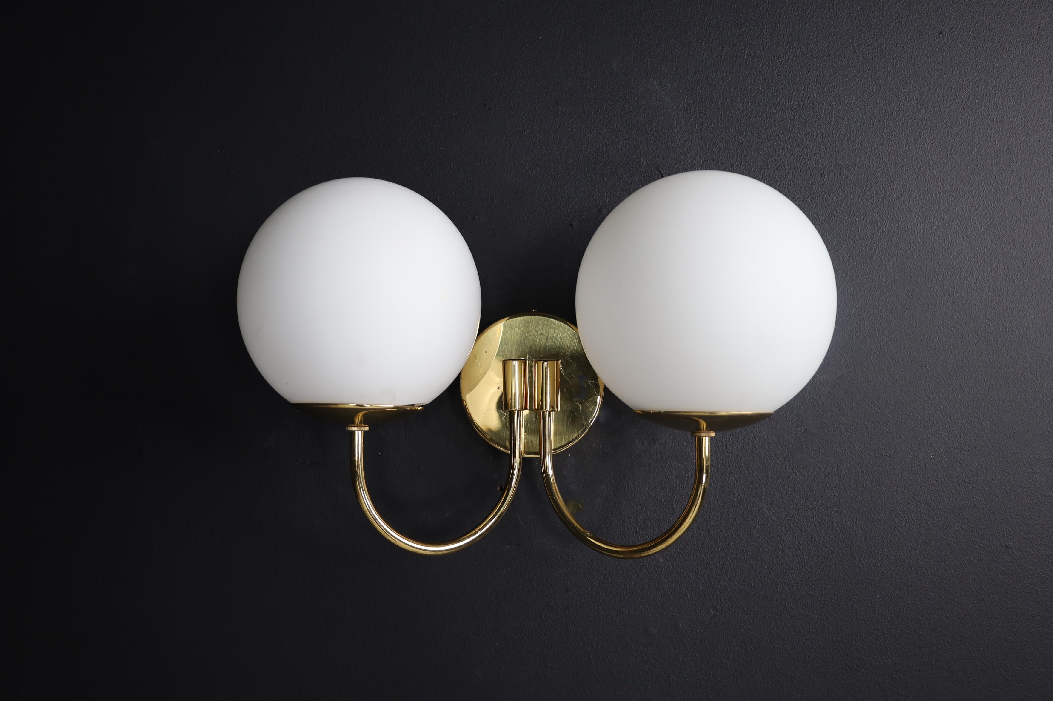 Italian Elegant Sconces with Brass Fixtures and Opaline Glass Globes, Italy, 1960s For Sale