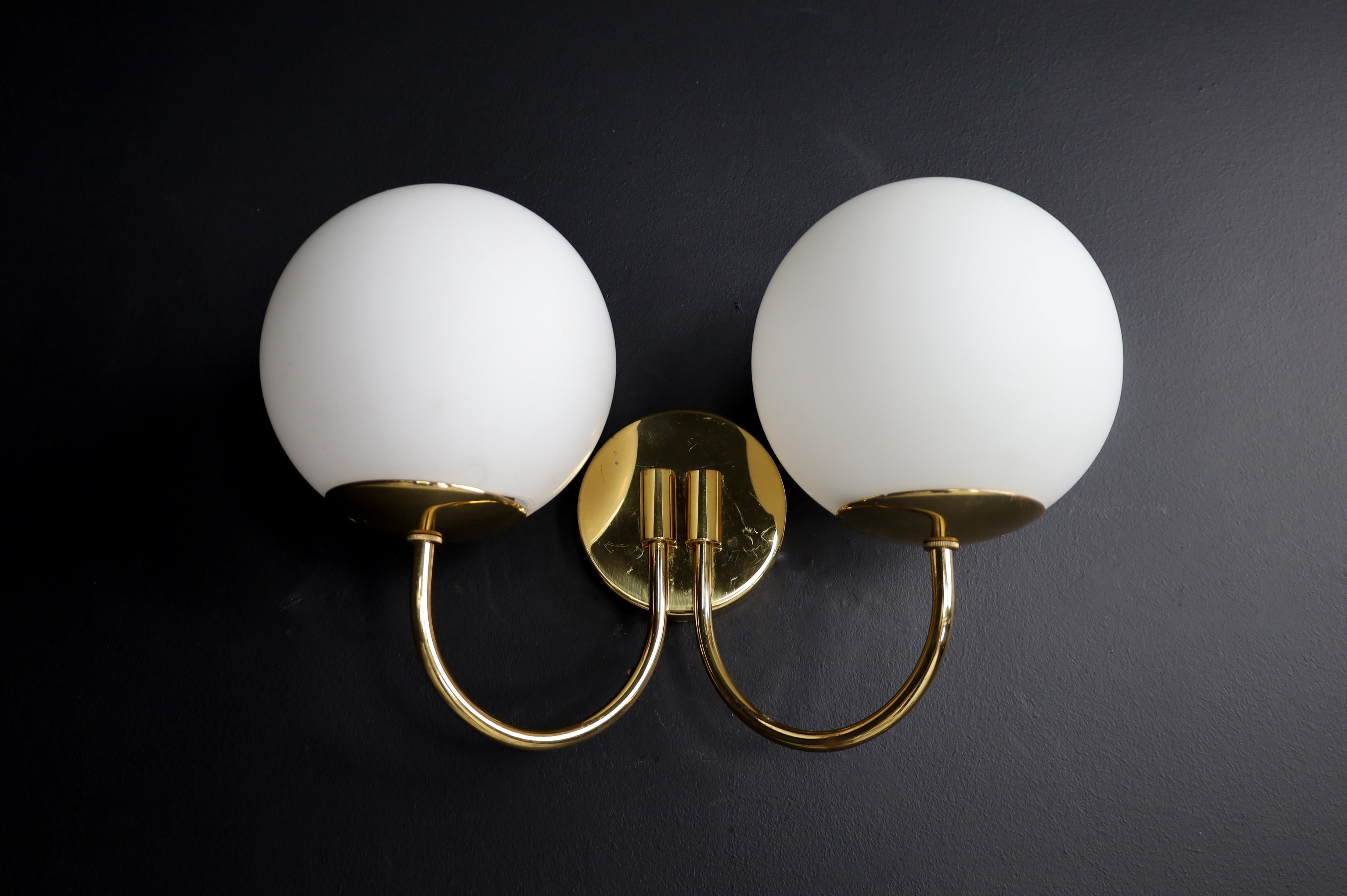 Elegant Sconces with Brass Fixtures and Opaline Glass Globes, Italy, 1960s For Sale 3