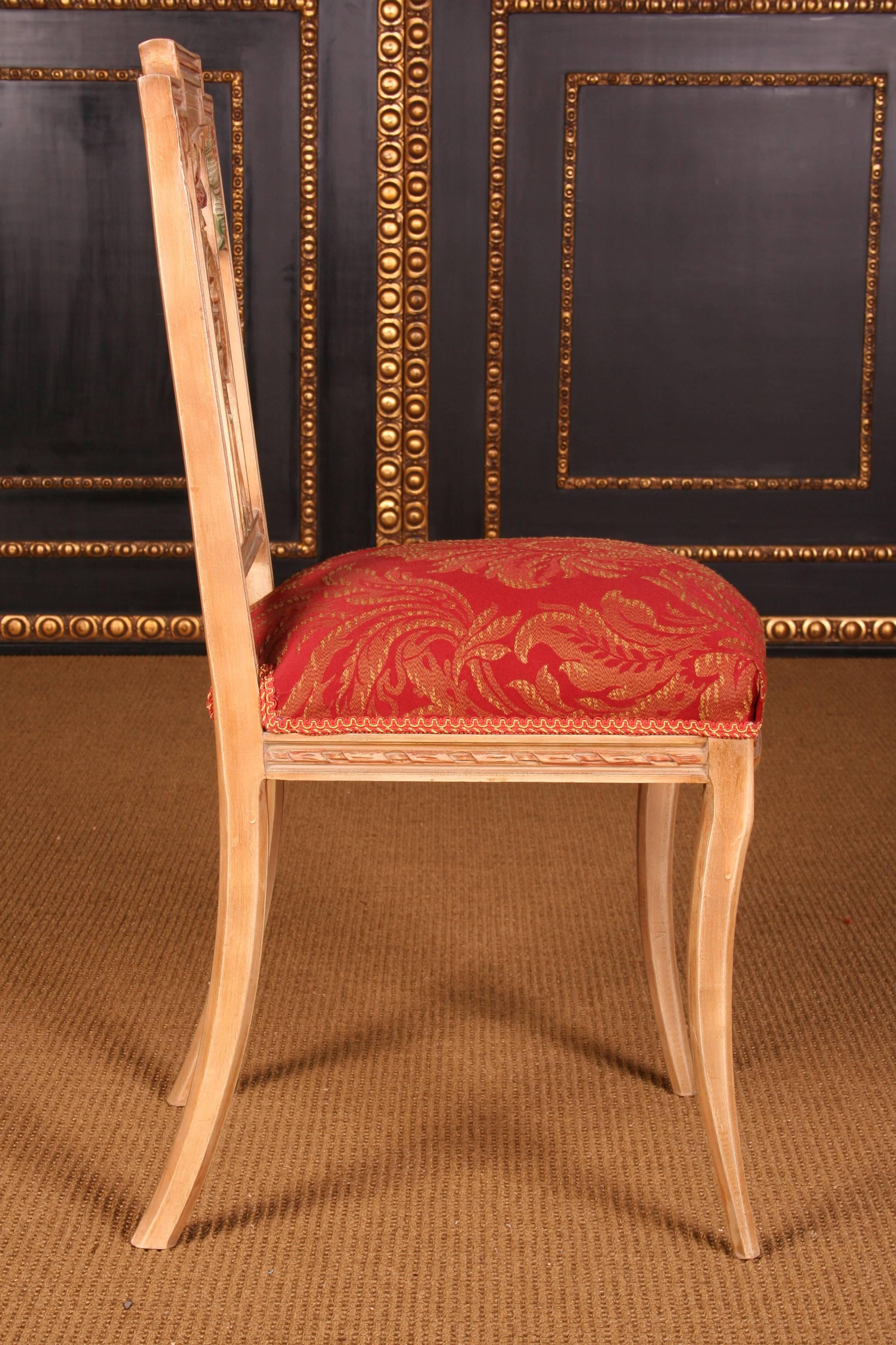 Elegante gruppo di sedute in stile antico classicista in faggio intagliato a mano in vendita 2