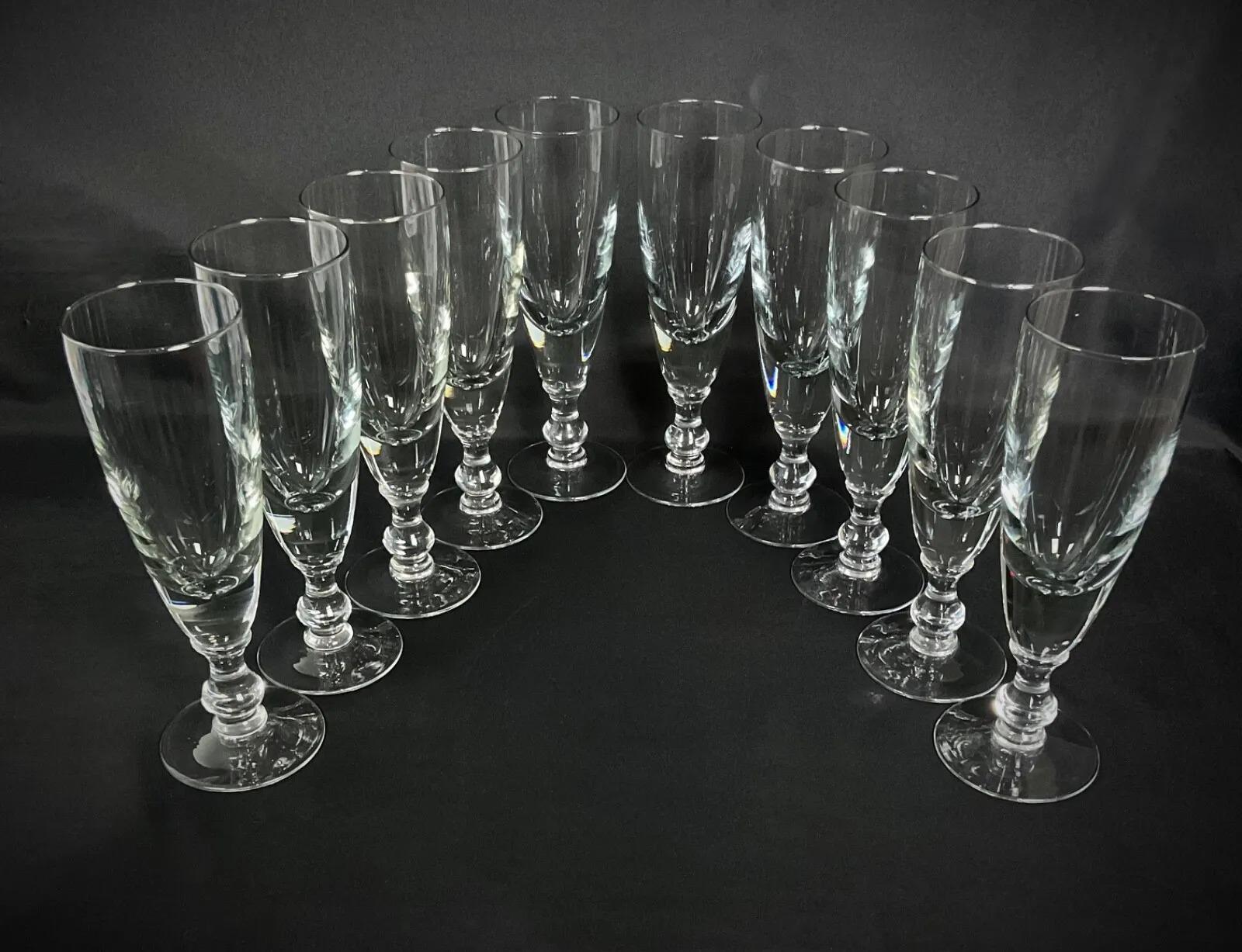 French Elegant Set of 10 Large 24 cm Vintage Crystal Wine Glasses, 20th Century - 2Y375 For Sale
