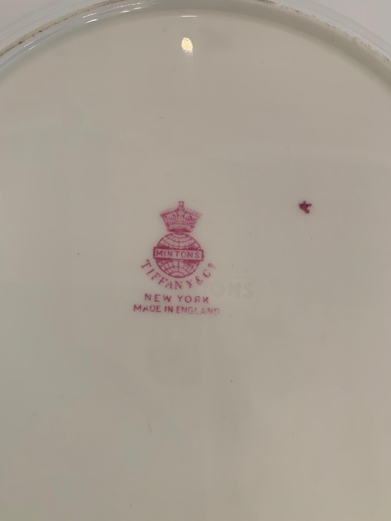 Elegante juego de 12 platos de postre o almuerzo de porcelana Tiffany Estadounidense en venta