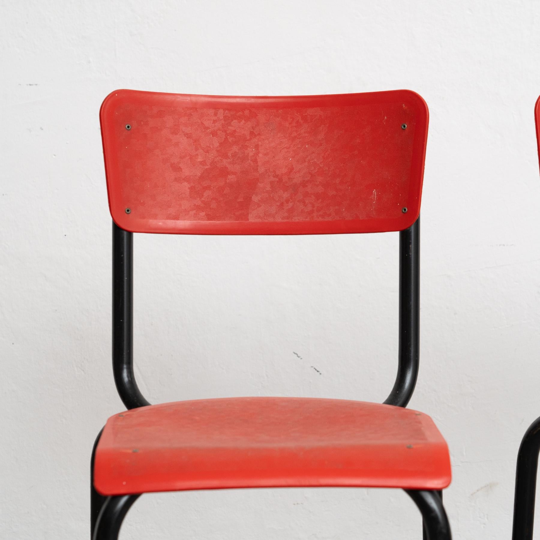 Elegance Set of 2 Chairs by Pierre Guariche - 1950s Vintage Design Bon état - En vente à Barcelona, Barcelona