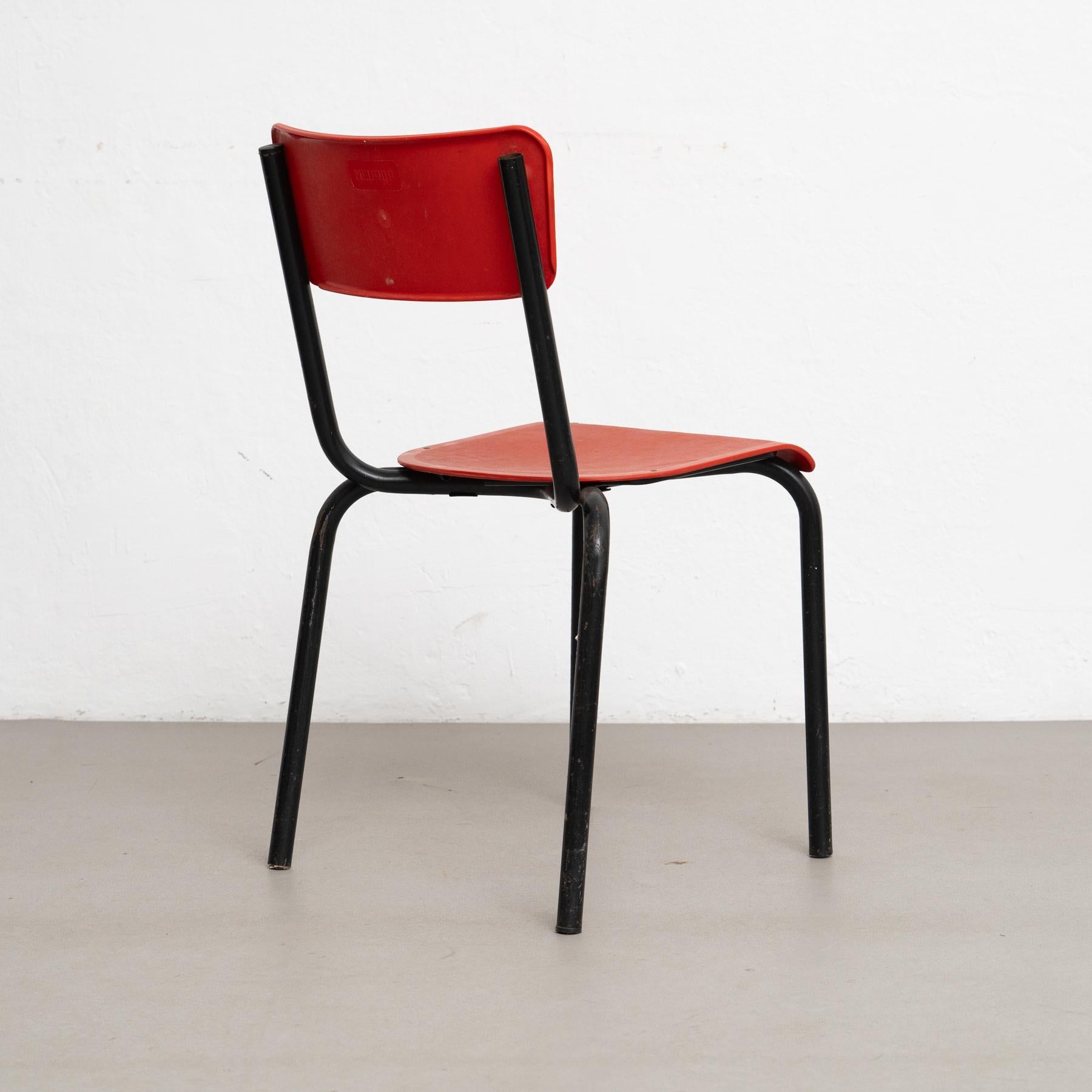 Plastique Elegance Set of 2 Chairs by Pierre Guariche - 1950s Vintage Design en vente