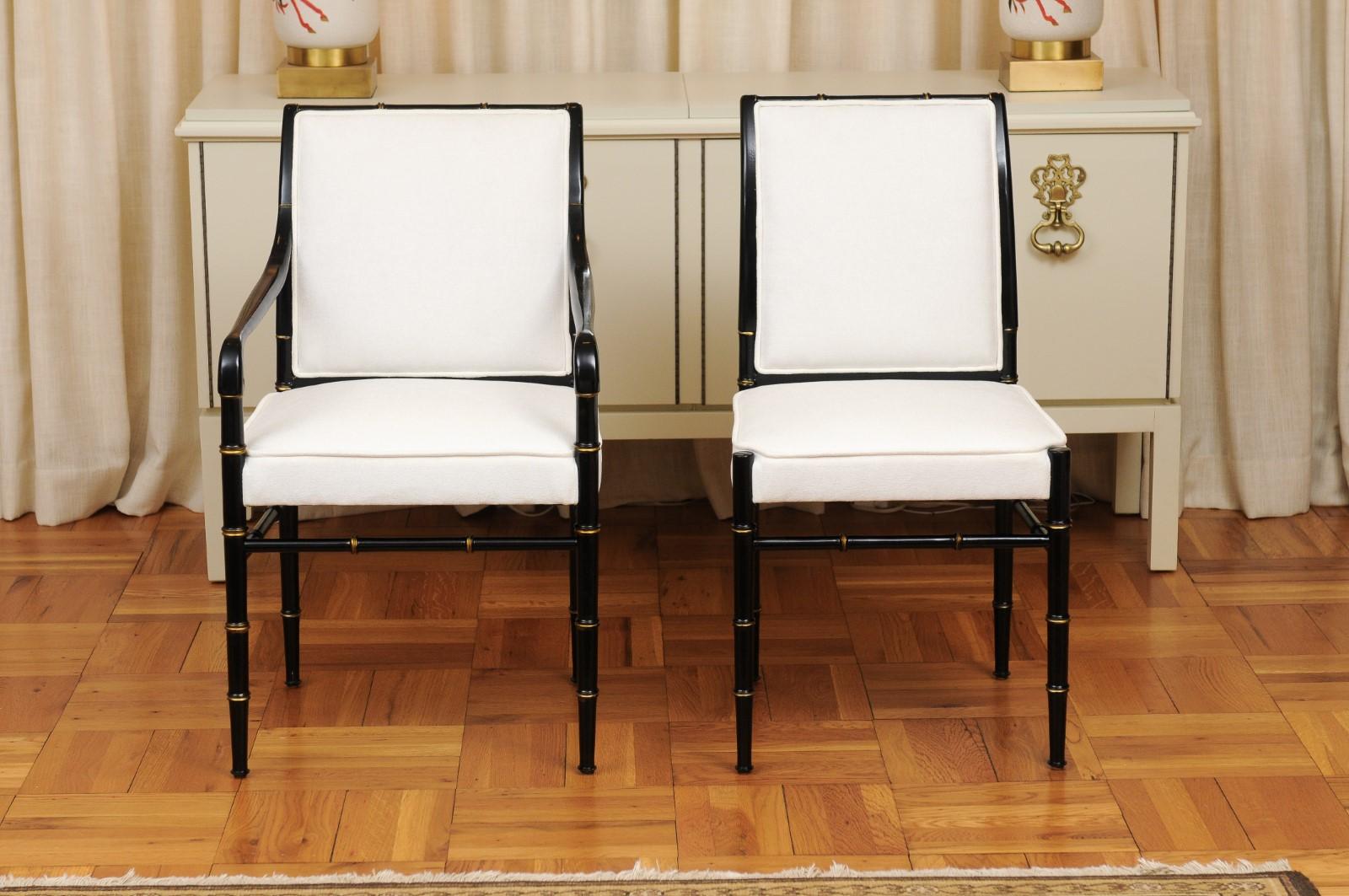 Late 20th Century Elegant Set of 8 High Back Faux Bamboo Dining Chairs in Black Lacquer For Sale