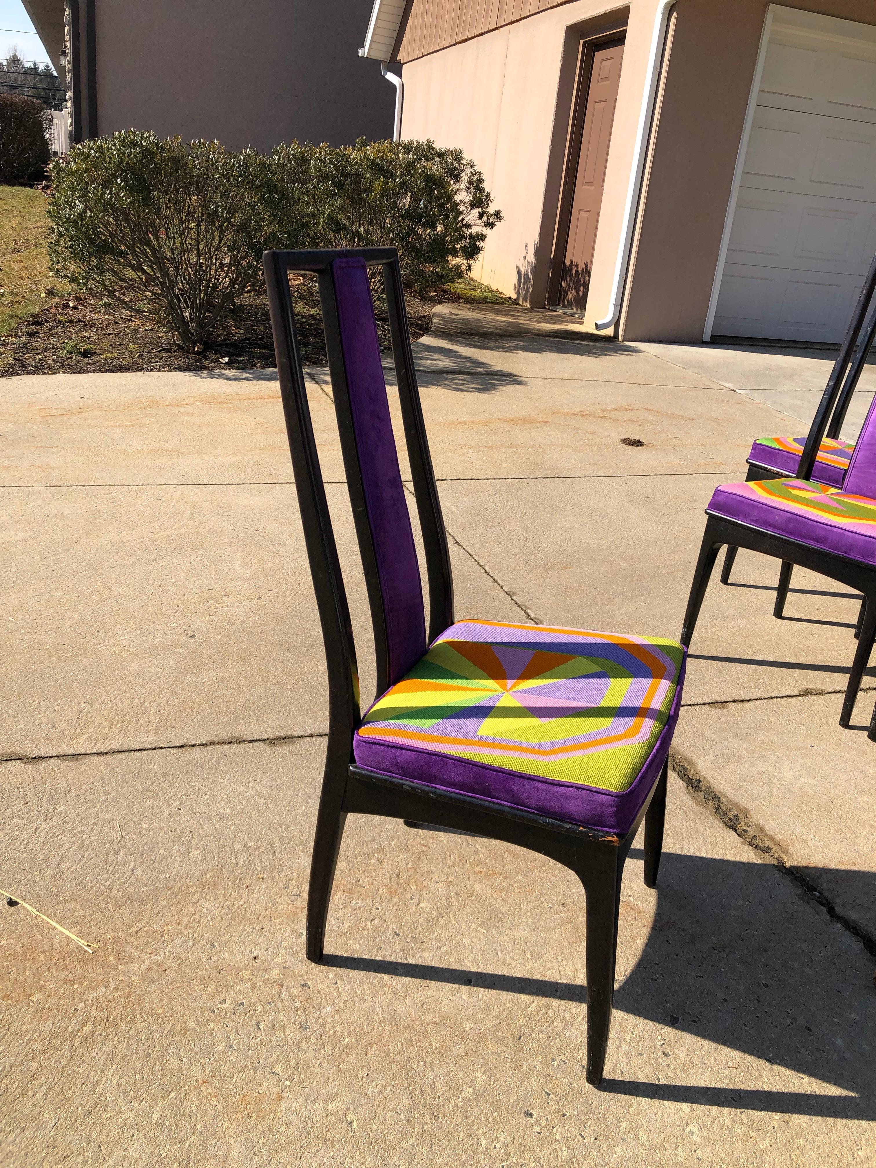 Elegant Set of Eight Ebony Pop Art Dining Chairs by John Stuart In Good Condition In Allentown, PA