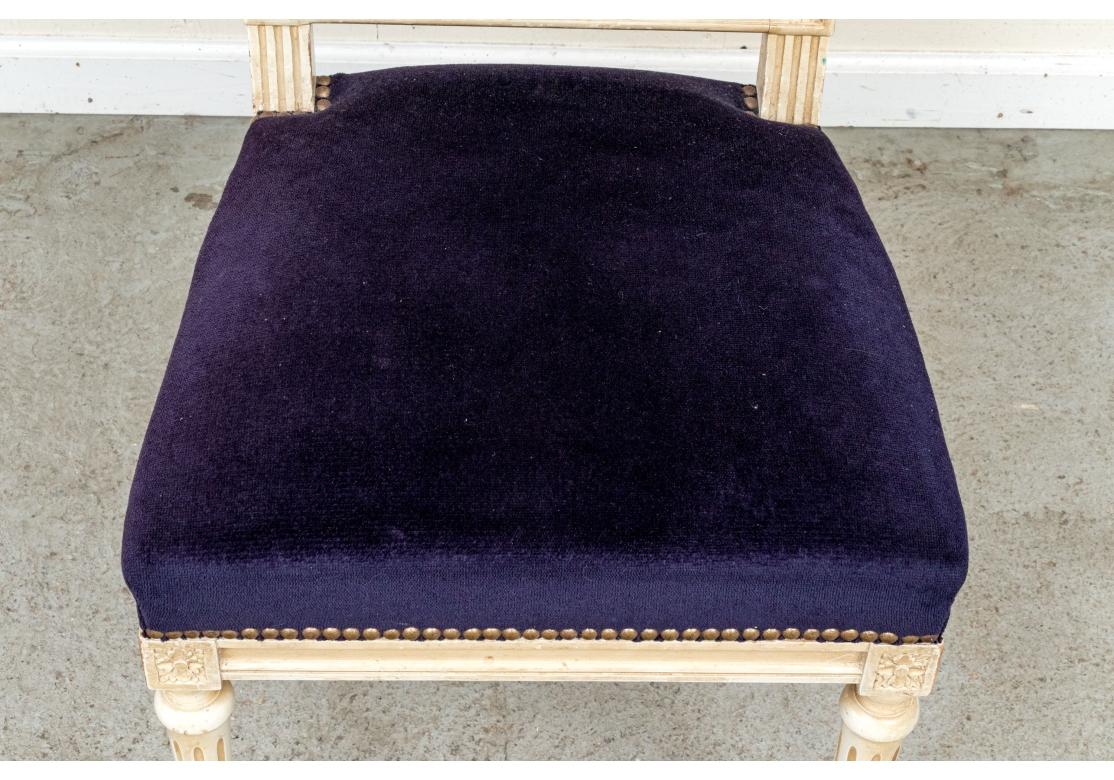 Eleganter Satz von acht Esszimmerstühlen im Louis-XV-Stil (Louis XV.) im Angebot