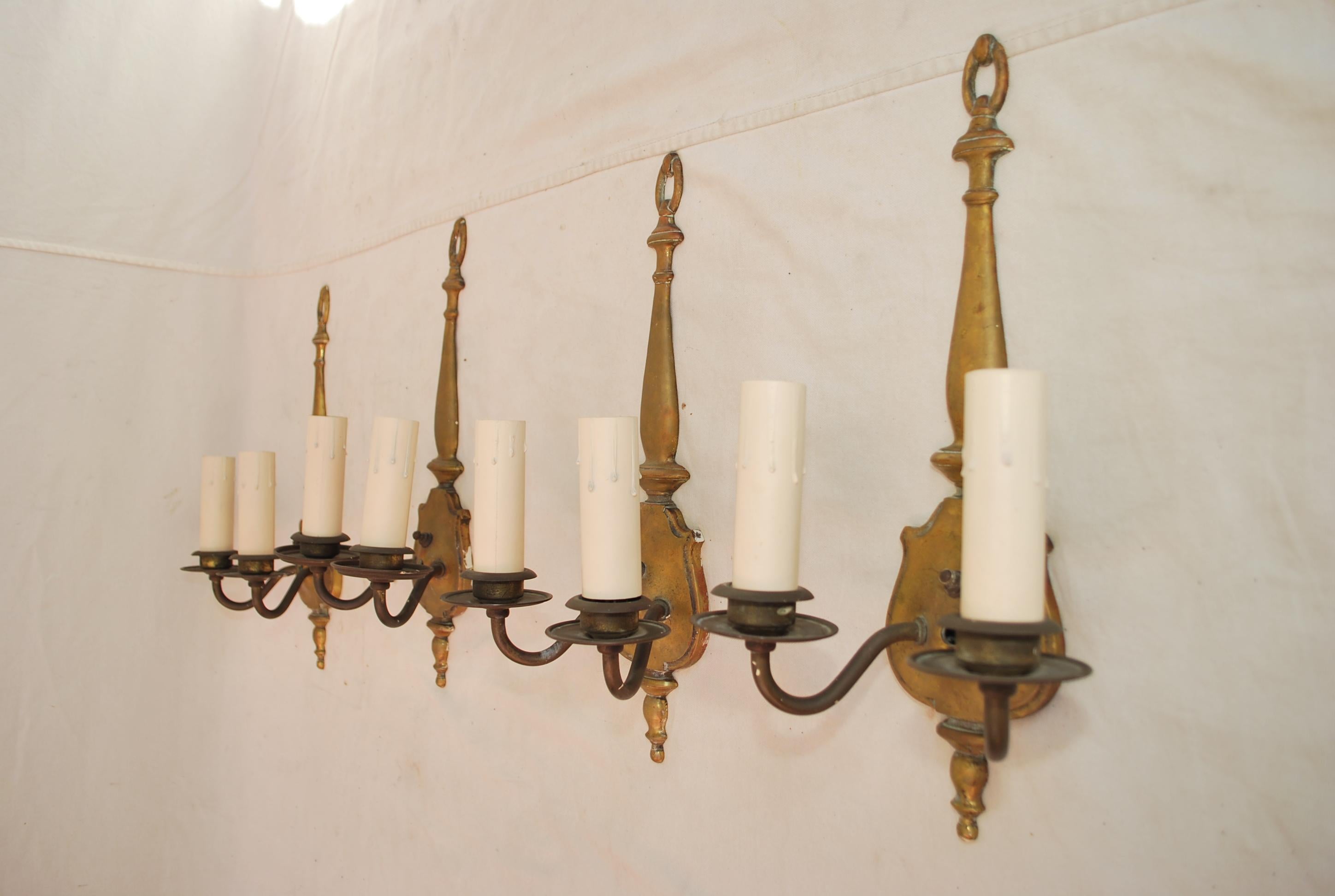 American Colonial Elegant Set of Four 1920's Brass Sconces For Sale